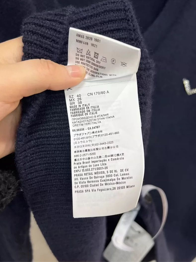 Miu Miu Miumiu rhinestone logo cardigan counter authentic -Kris Size US M / EU 48-50 / 2 - 4 Thumbnail