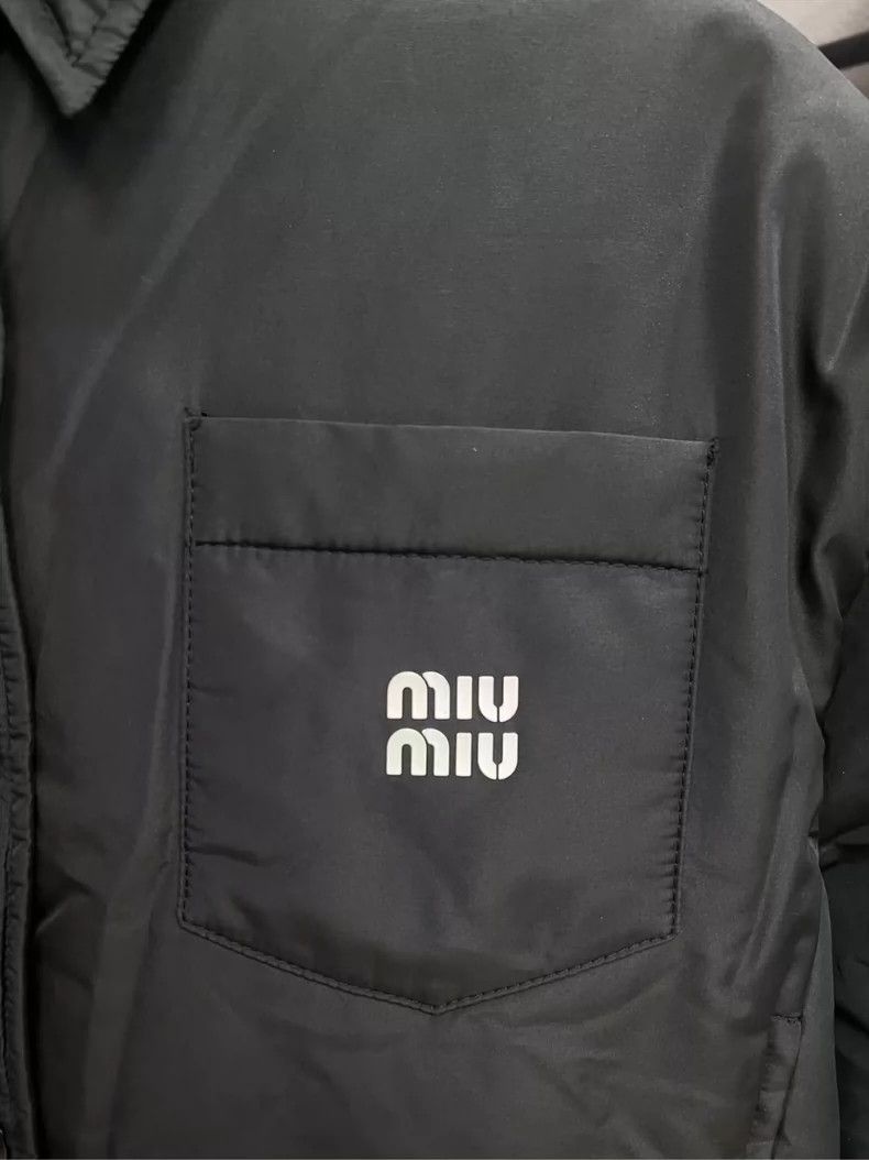 Miu Miu Miumiu short slogan down jacket counter authentic -Kris Size US S / EU 44-46 / 1 - 3 Thumbnail