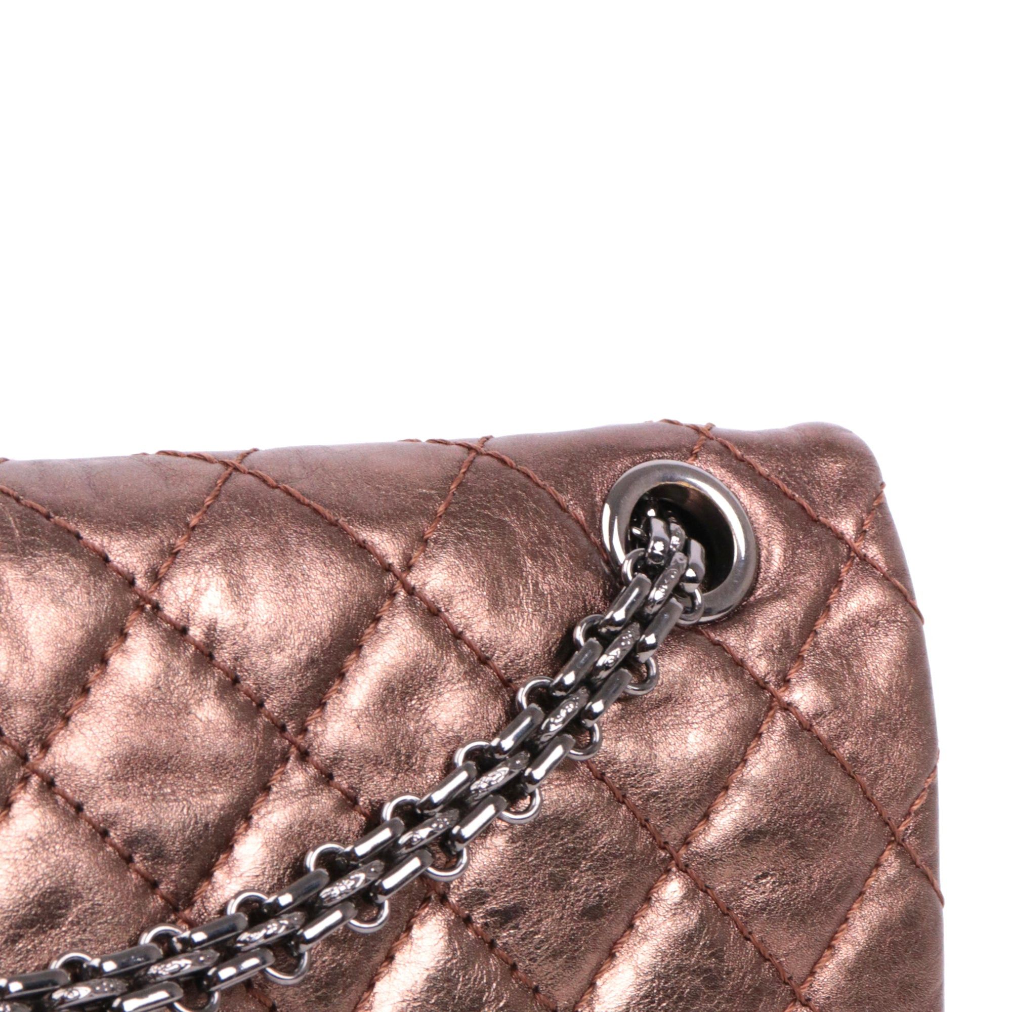 Chanel CHANEL - Chanel 2.55 Cargo small shoulder bag in bronze crinkled leather Size ONE SIZE - 8 Thumbnail