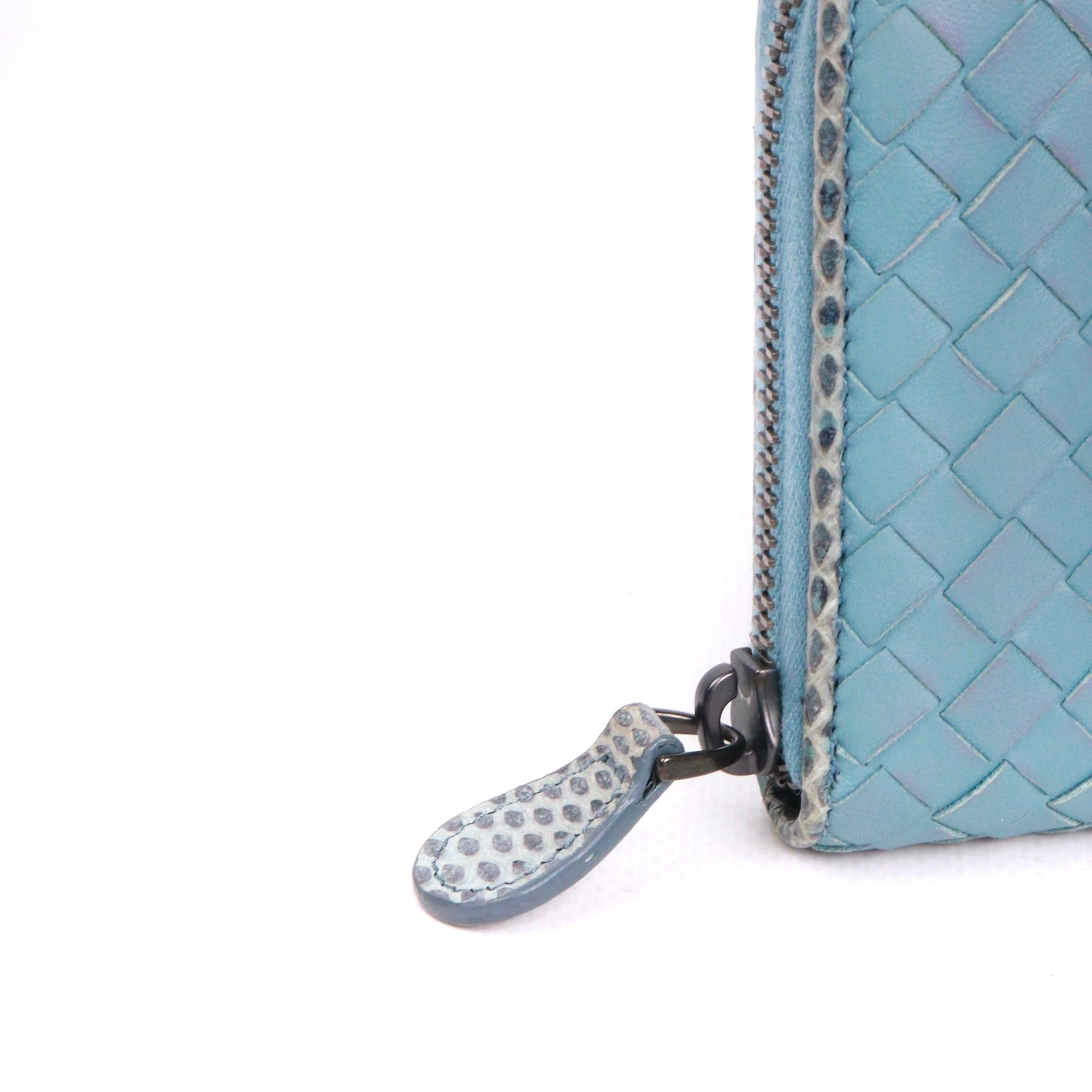 Bottega Veneta BOTTEGA VENETA - Bottega Veneta zipped wallet in blue intrecciato leather Size ONE SIZE - 5 Thumbnail