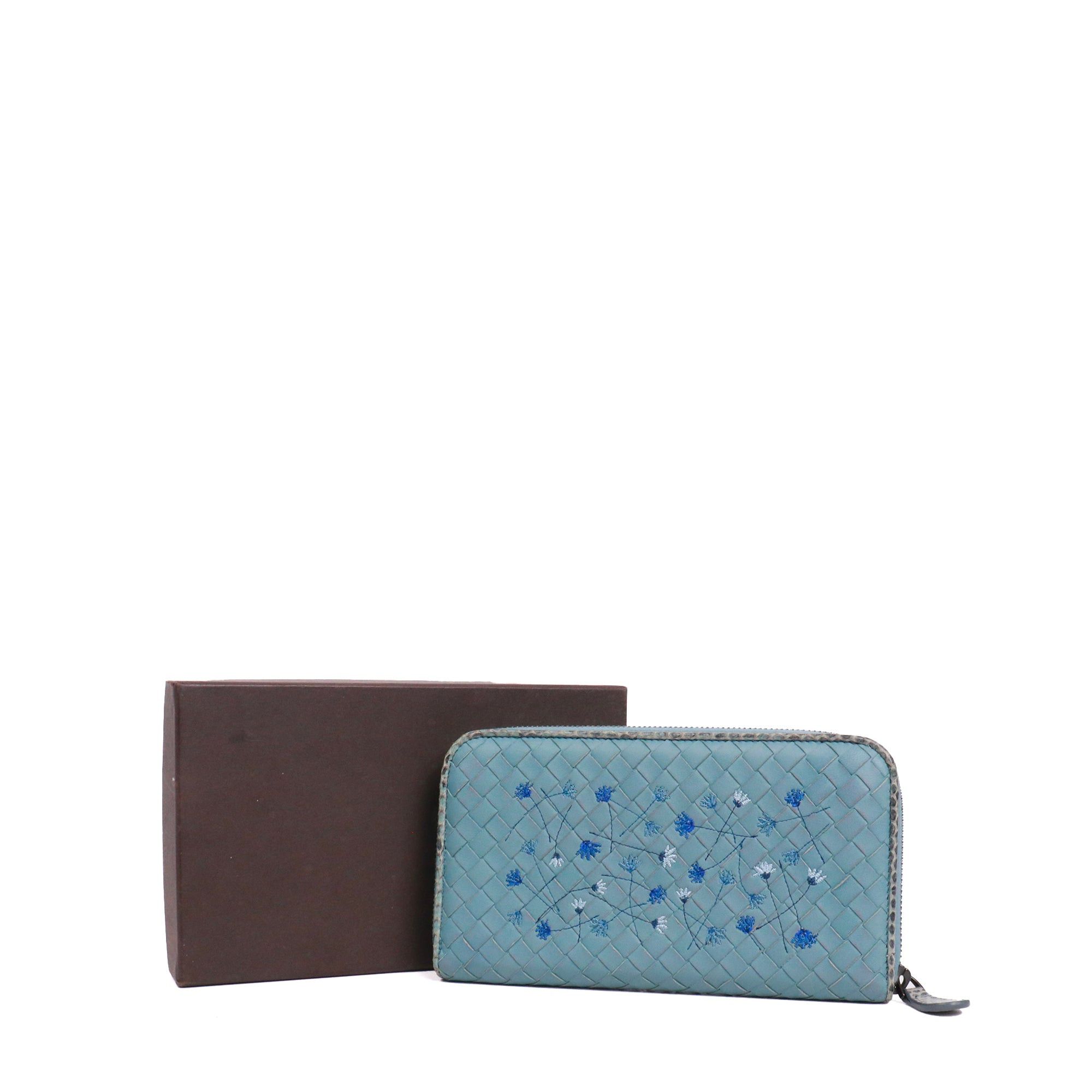 Bottega Veneta BOTTEGA VENETA - Bottega Veneta zipped wallet in blue intrecciato leather Size ONE SIZE - 10 Thumbnail