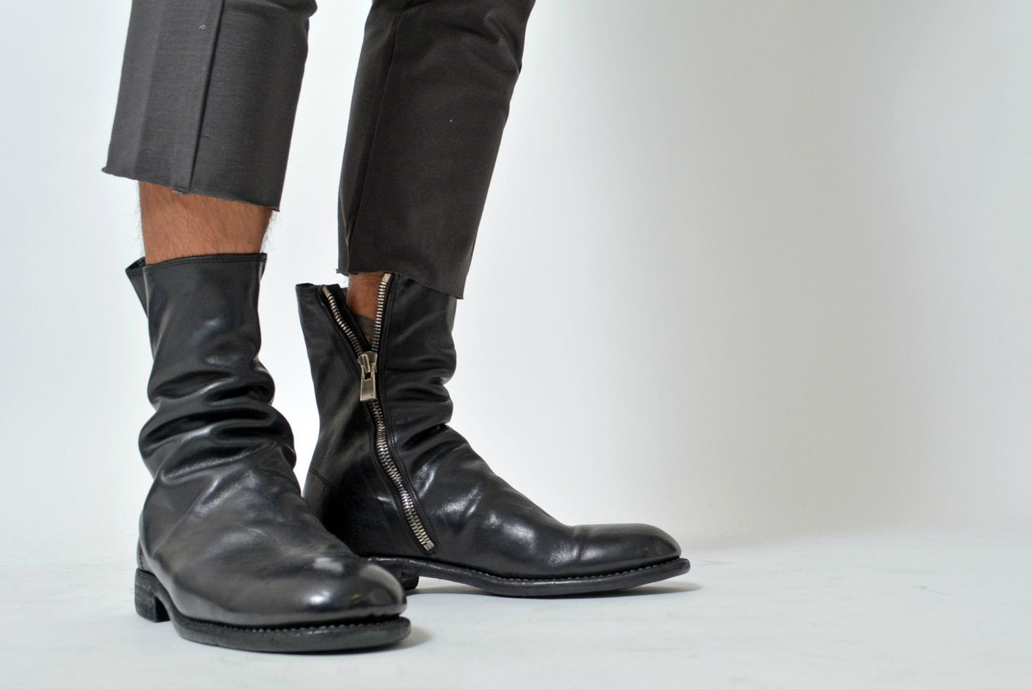 GUIDI Size 12 Black Distressed Leather Desert Boots main image 1