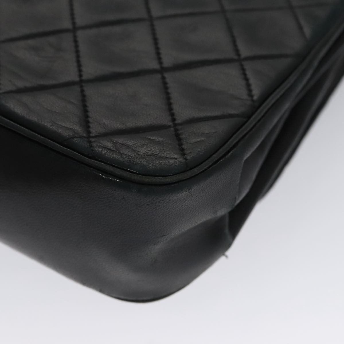 Chanel Timeless/Classique Black Leather Shoulder Bag (Pre-Owned) Size ONE SIZE - 10 Thumbnail
