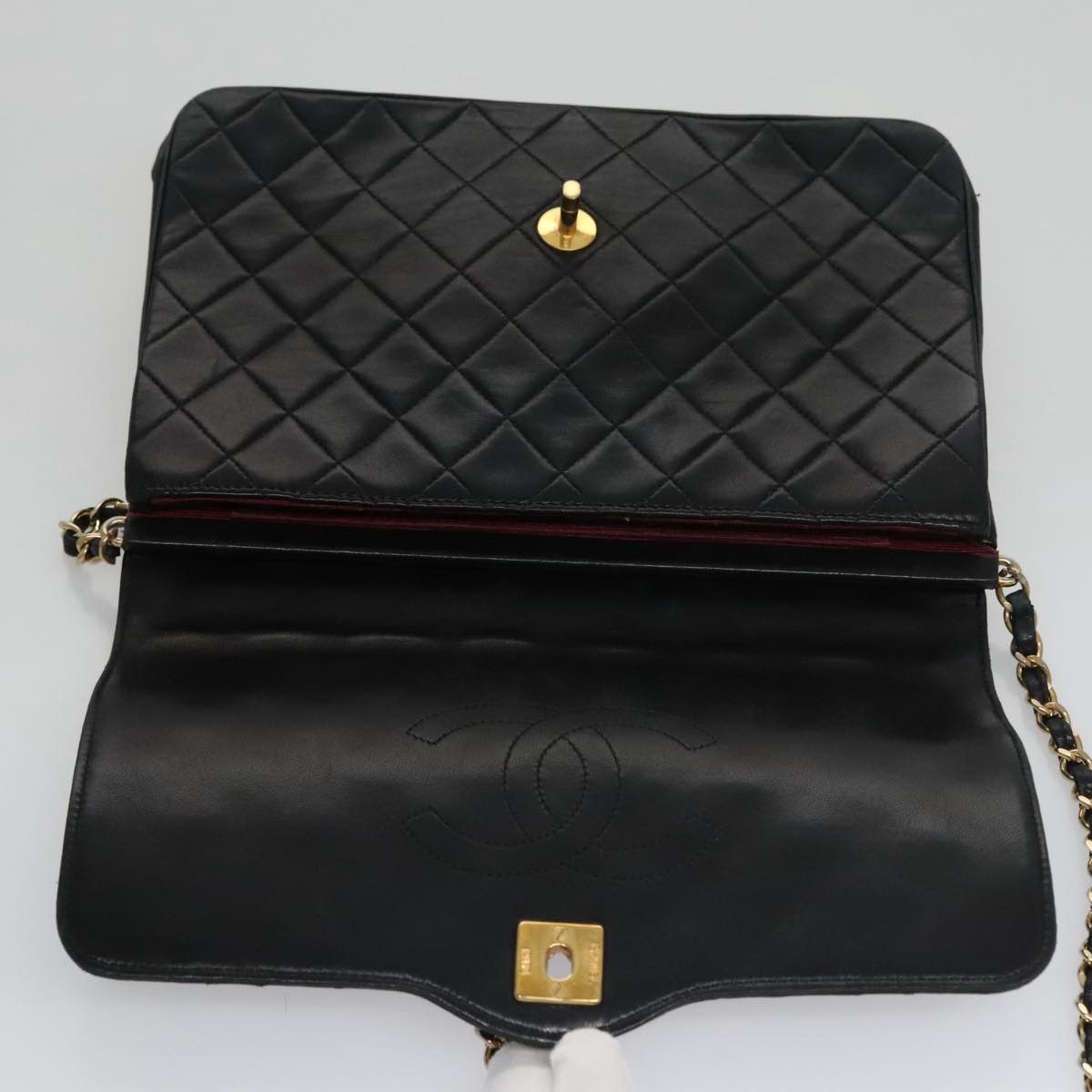 Chanel Timeless/Classique Black Leather Shoulder Bag (Pre-Owned) Size ONE SIZE - 19 Thumbnail