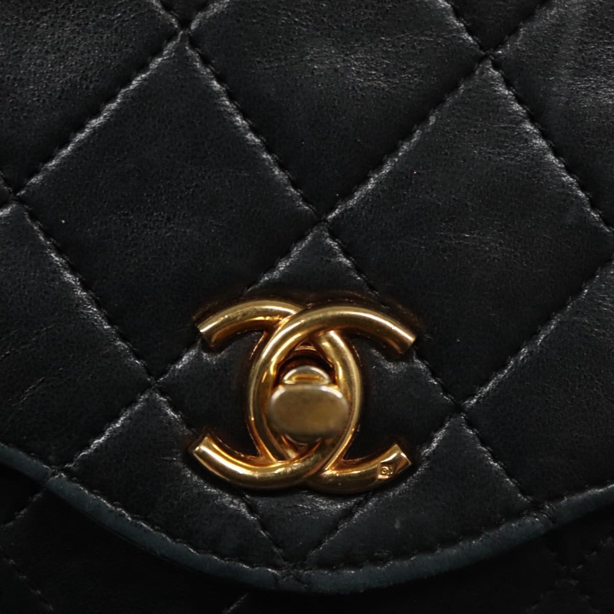 Chanel Timeless/Classique Black Leather Shoulder Bag (Pre-Owned) Size ONE SIZE - 12 Thumbnail