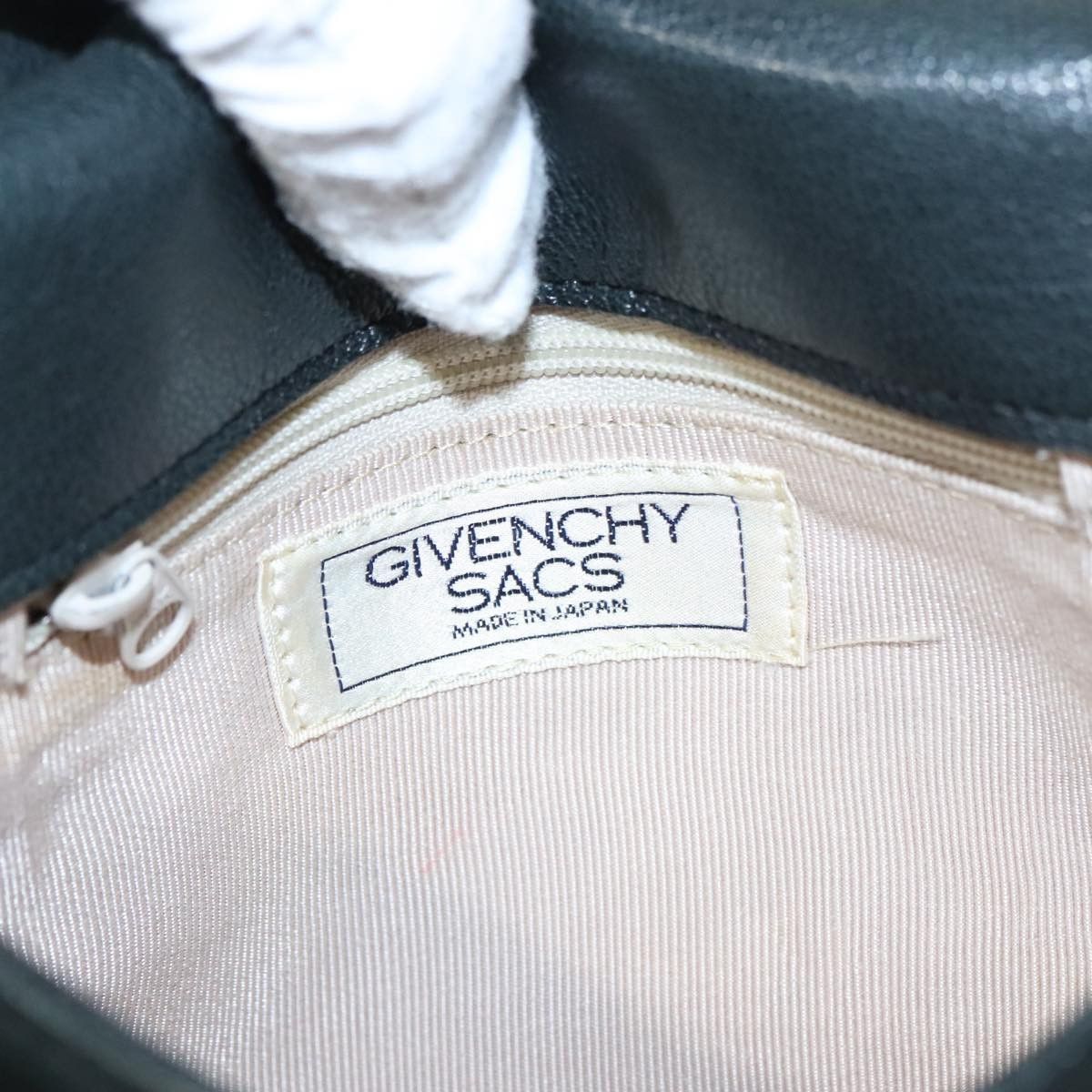 Givenchy Black Leather Shoulder Bag (Pre-Owned) Size ONE SIZE - 14 Thumbnail