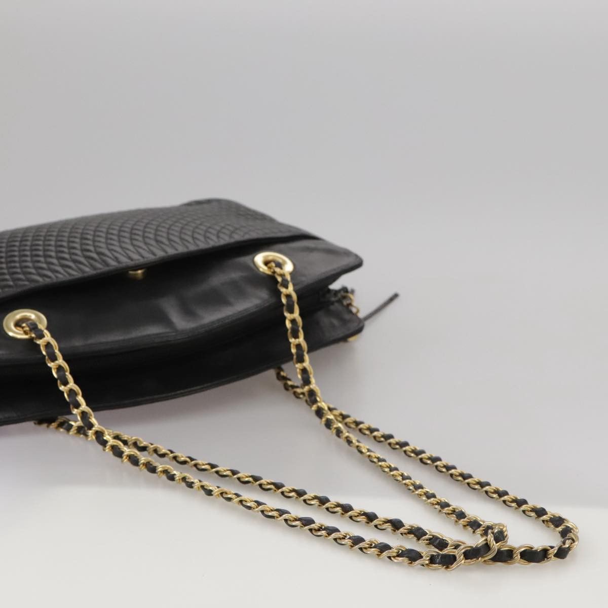 Bally Black Leather Shoulder Bag (Pre-Owned) Size ONE SIZE - 5 Thumbnail