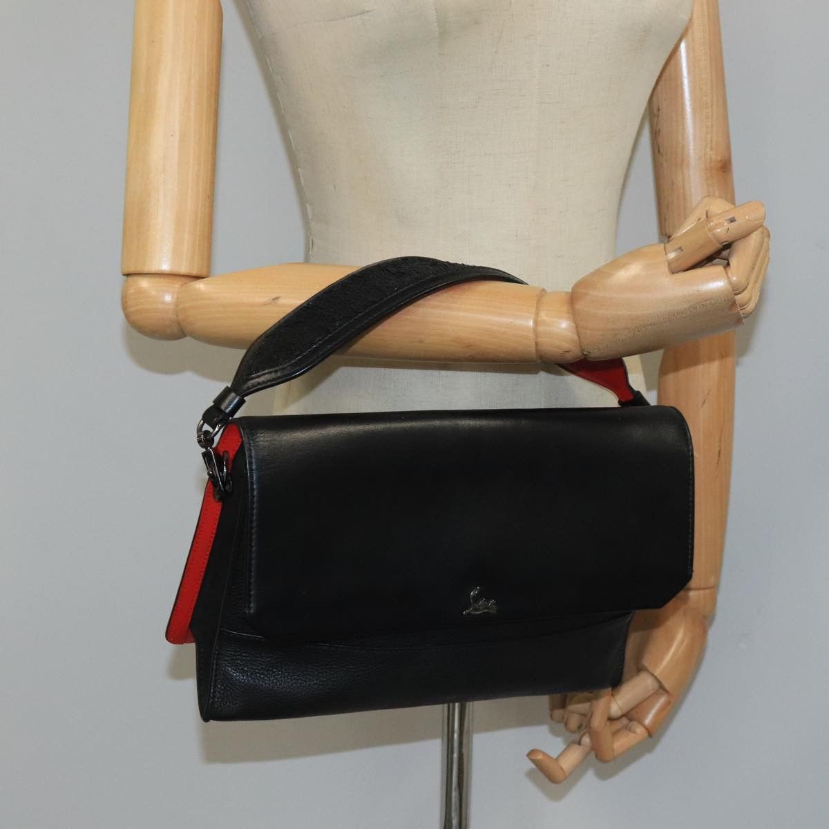 Christian Louboutin Black Leather Handbag (Pre-Owned) Size ONE SIZE - 14 Thumbnail