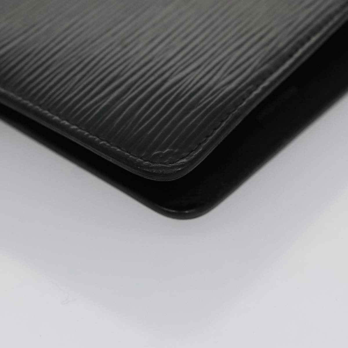 Louis Vuitton Agenda Mm Black Leather Wallet (Pre-Owned) Size ONE SIZE - 7 Thumbnail