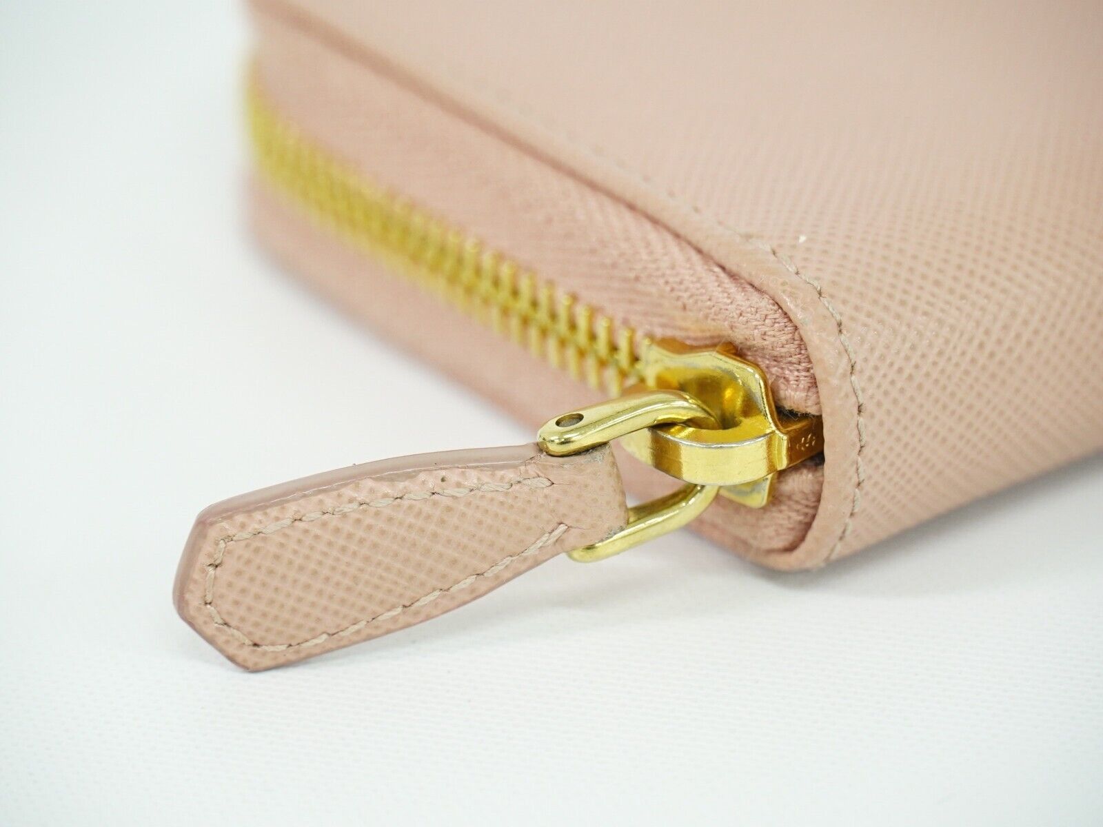 Prada Pink Leather Wallet (Pre-Owned) Size ONE SIZE - 4 Thumbnail