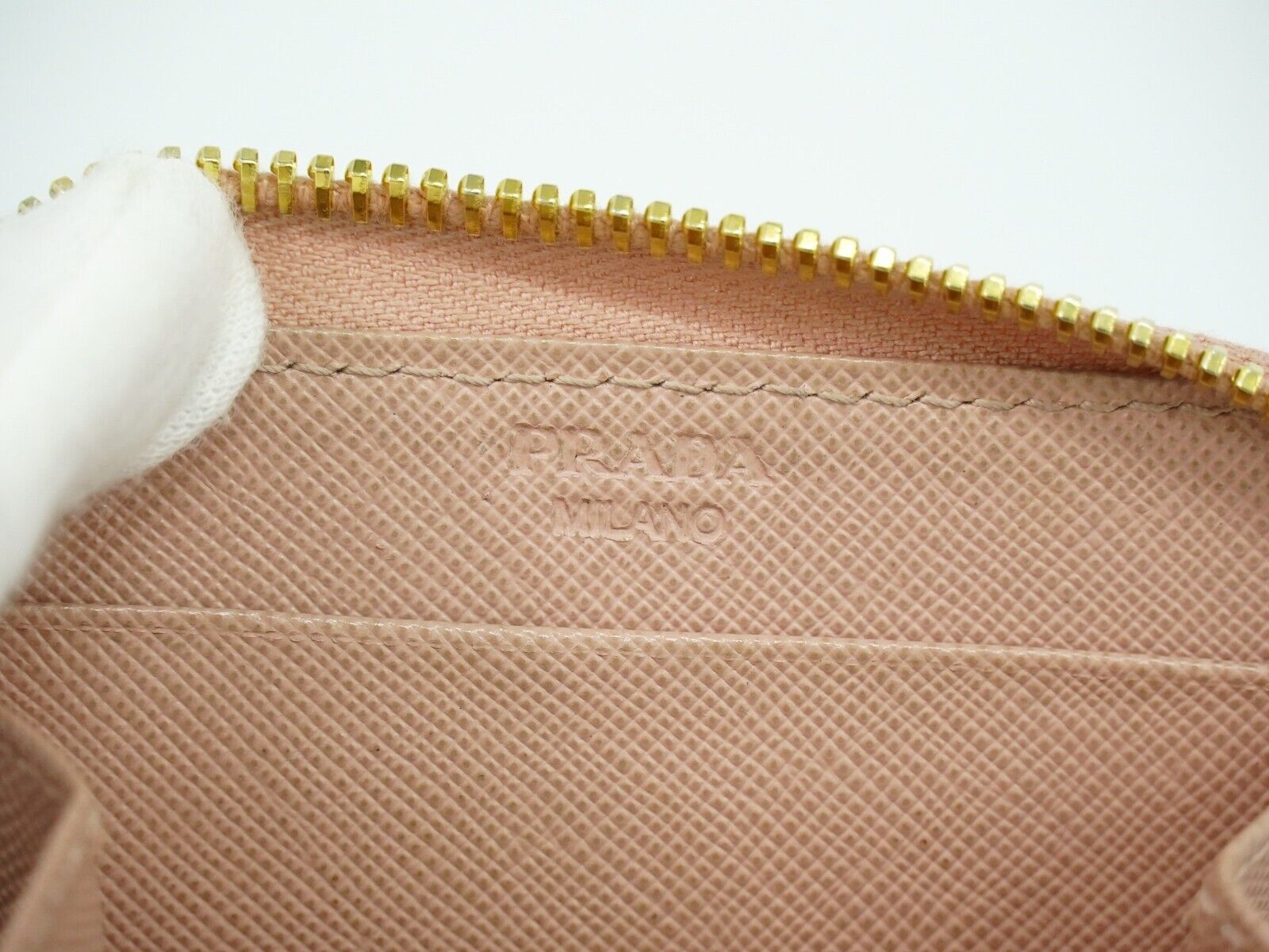 Prada Pink Leather Wallet (Pre-Owned) Size ONE SIZE - 9 Thumbnail