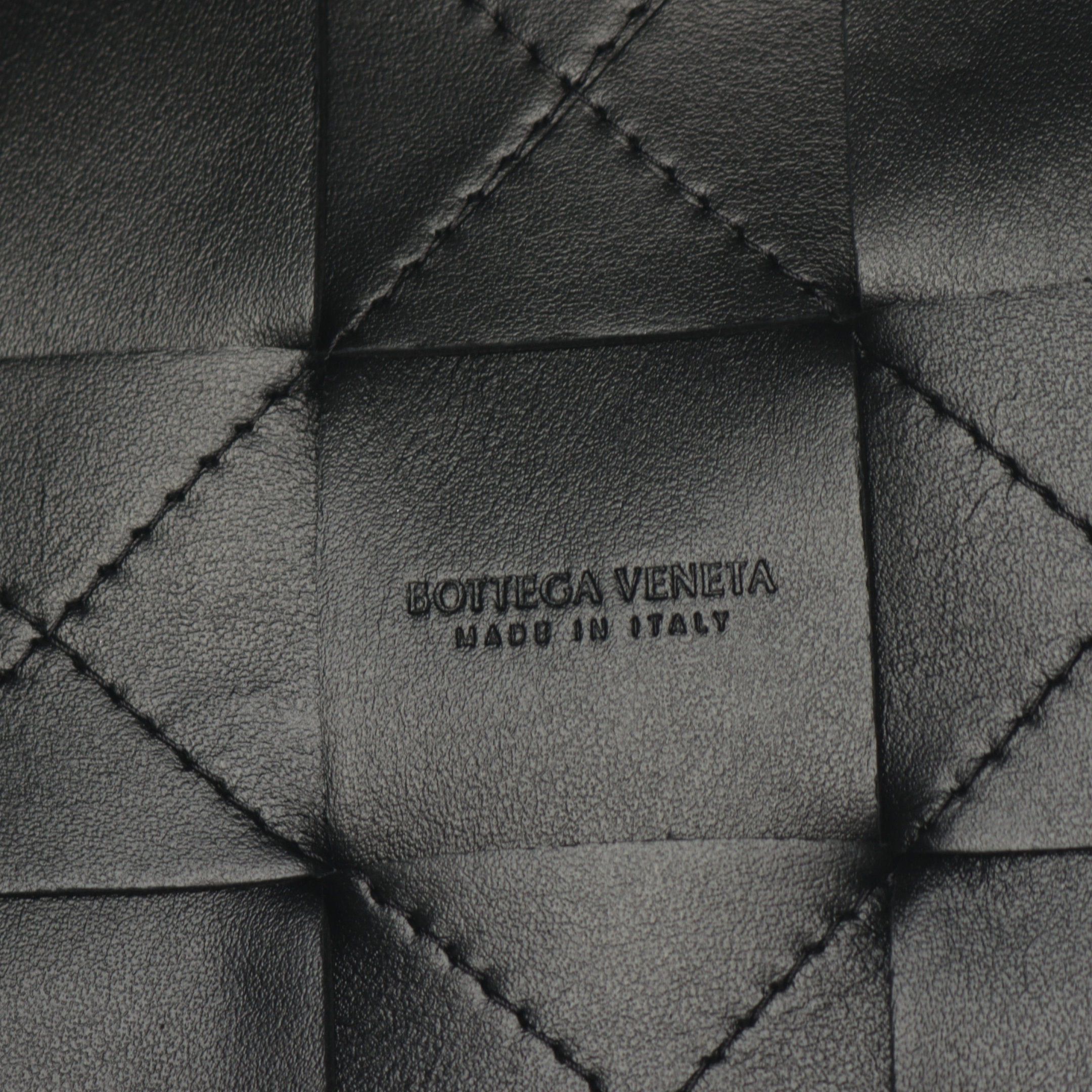 Bottega Veneta Bottega Veneta Small Cassette Bucket Shoulder Bag Leather Black Size ONE SIZE - 4 Thumbnail
