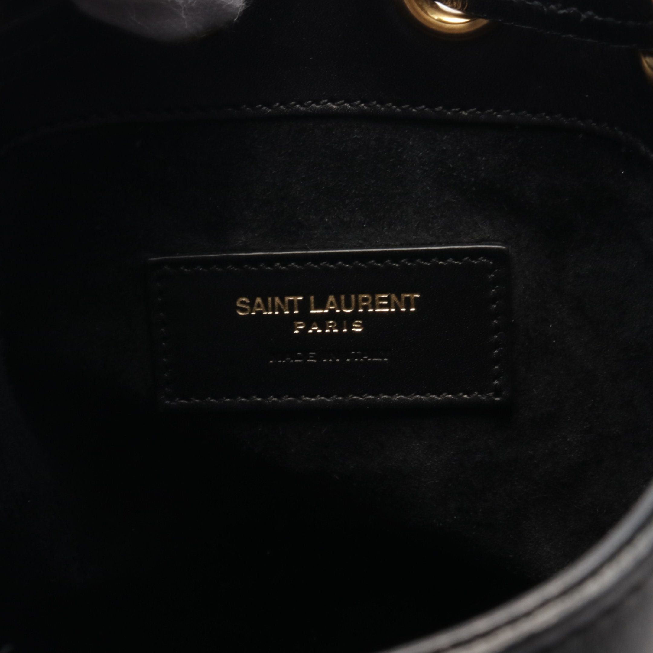 Yves Saint Laurent Yves Saint Laurent Emmanuel Shoulder Bag Leather Black Purse Size ONE SIZE - 4 Thumbnail