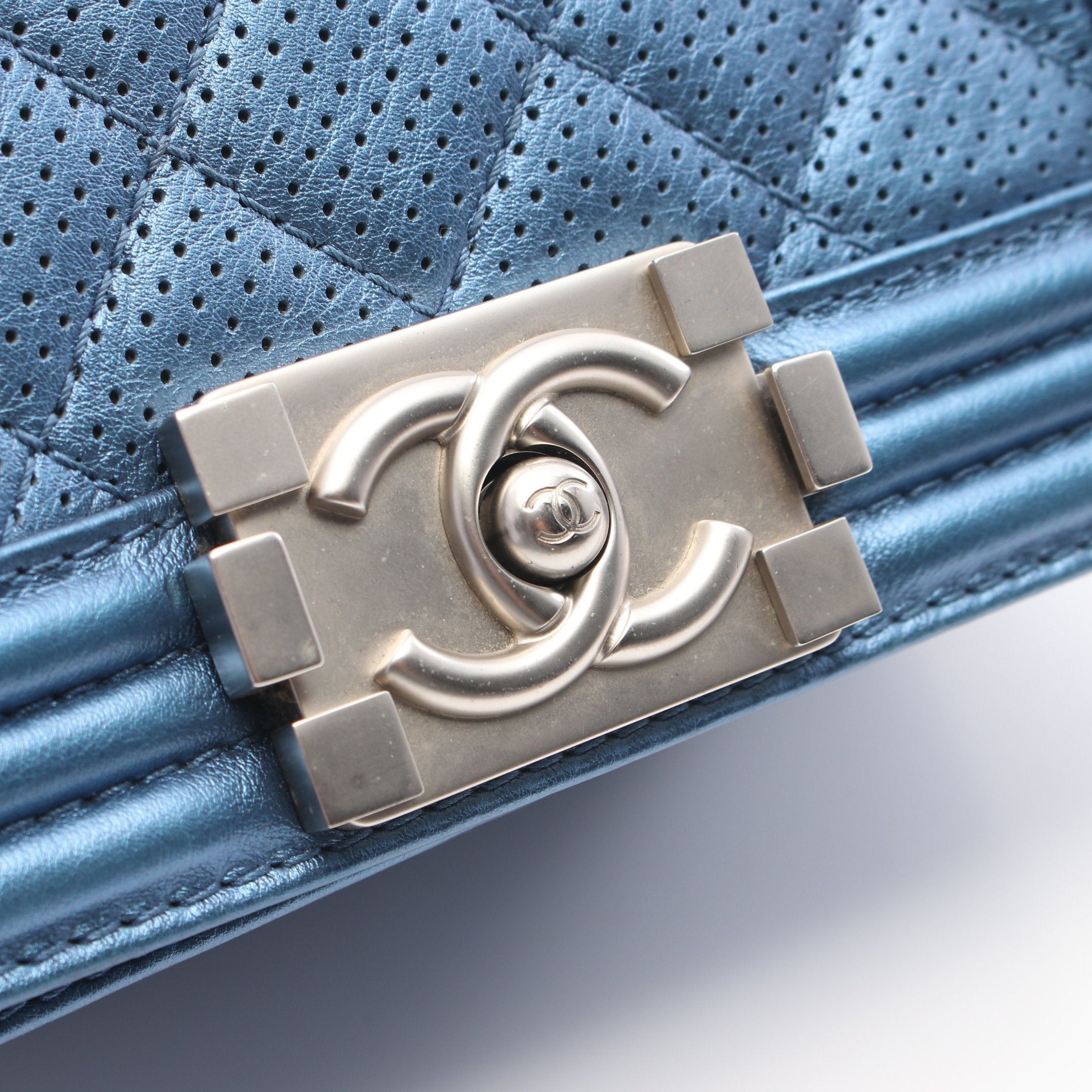 Chanel Chanel Boy Chanel Small Chain Shoulder Bag Leather Blue Silver Hardware Size ONE SIZE - 11 Thumbnail