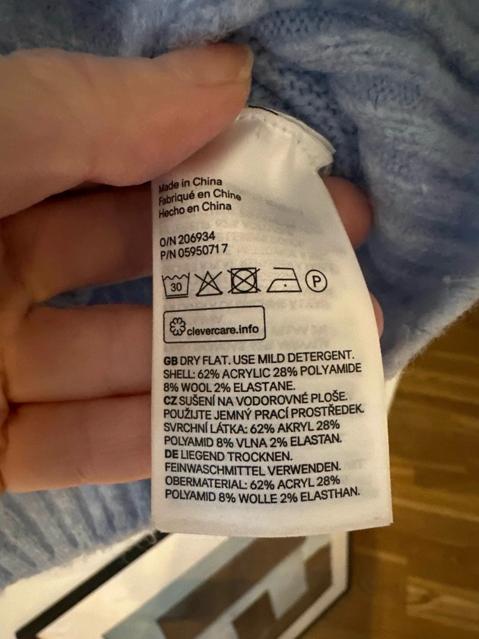 H&M H&M Sweater Size S / US 4 / IT 40 - 3 Thumbnail