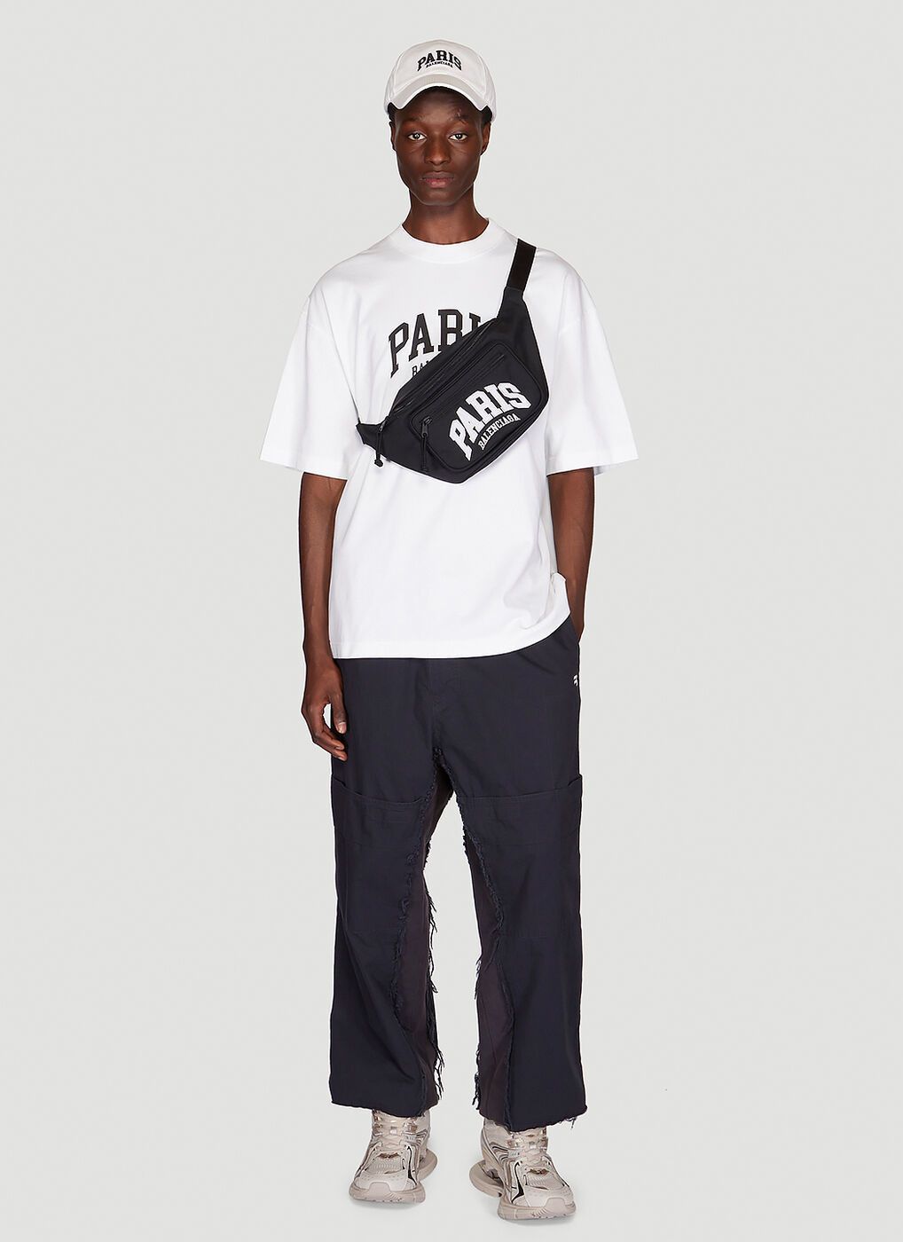 Balenciaga Patched Hybrid Cargo Sweatpants in navy Size US 36 / EU 52 - 2 Thumbnail