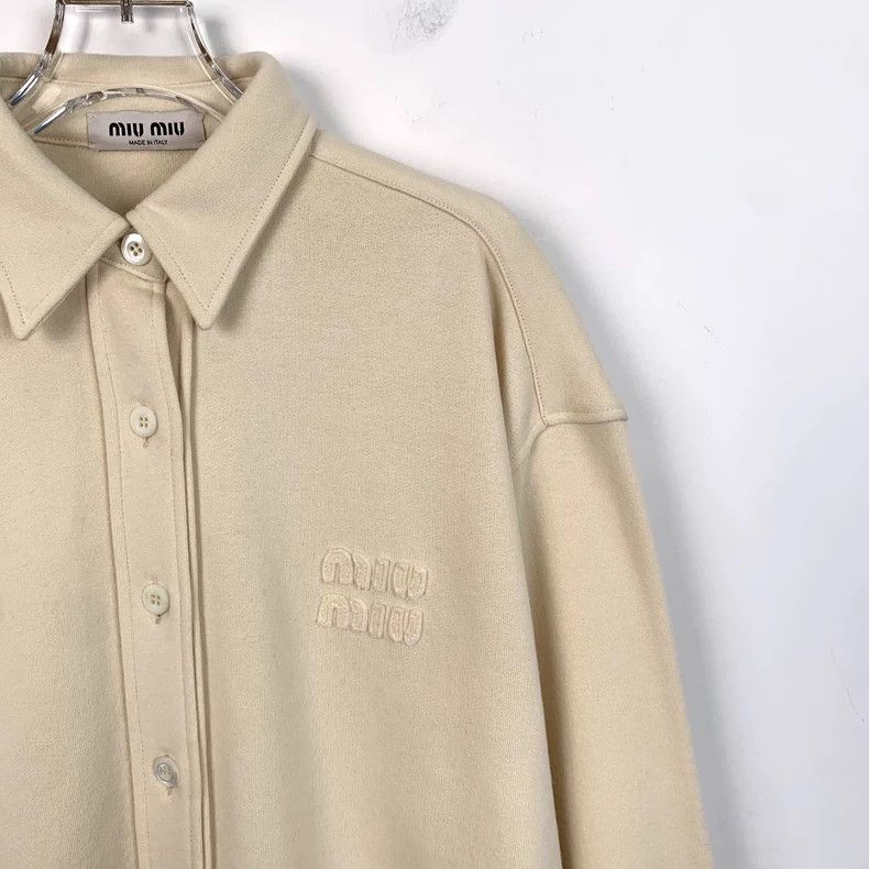 Miu Miu MiuMiu MIUMu beige logo embroidered cotton lapel long-sleeved single-breasted shirt Size US S / EU 44-46 / 1 - 3 Thumbnail