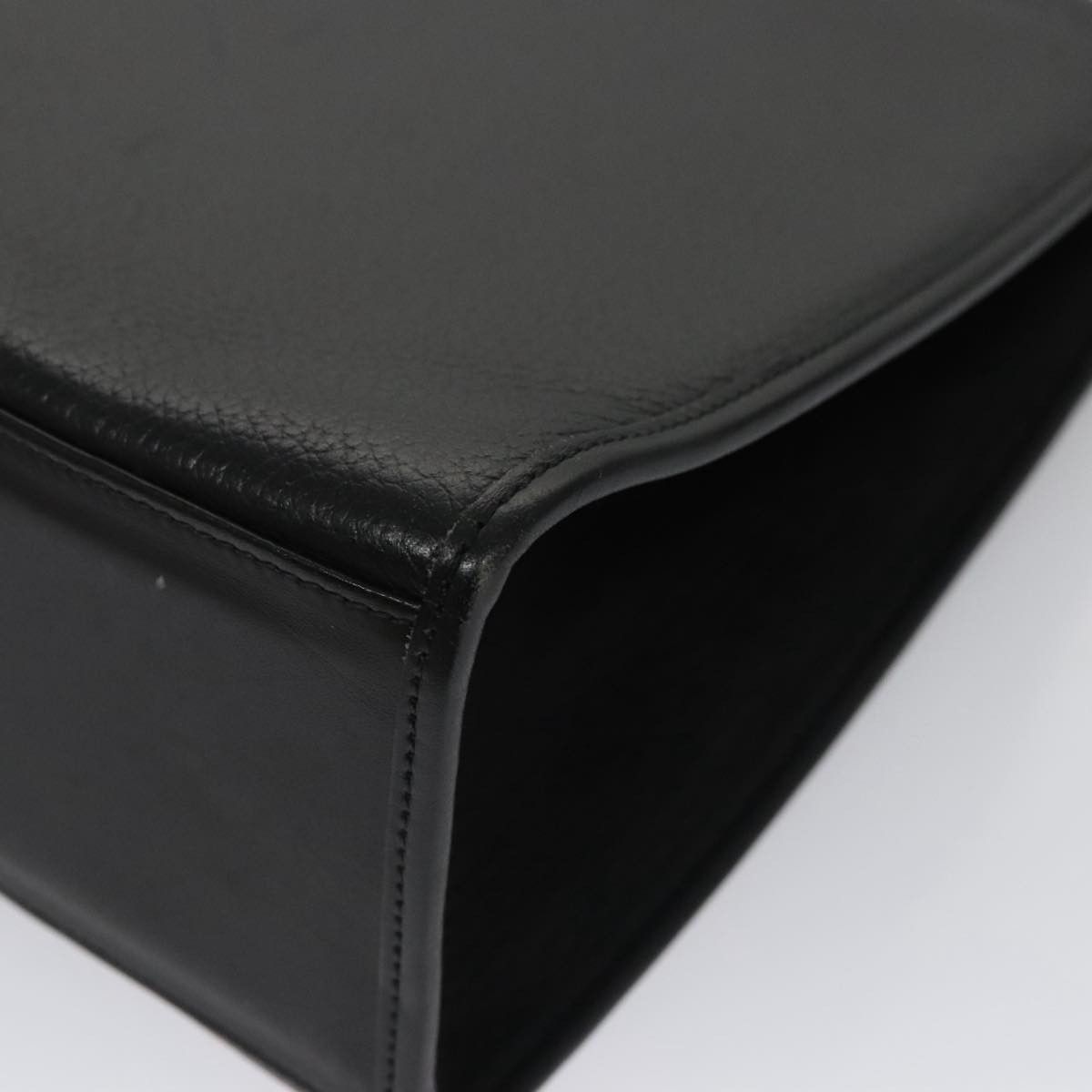 Burberry Black Leather Handbag (Pre-Owned) Size ONE SIZE - 10 Thumbnail