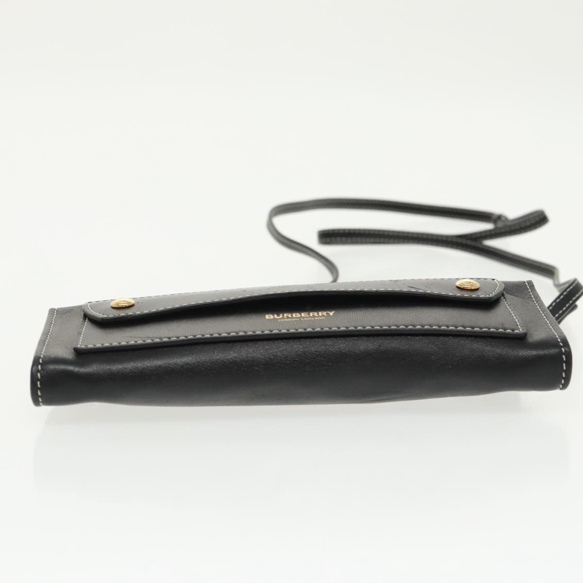 Burberry Pocket Bag Black Leather Handbag (Pre-Owned) Size ONE SIZE - 18 Thumbnail