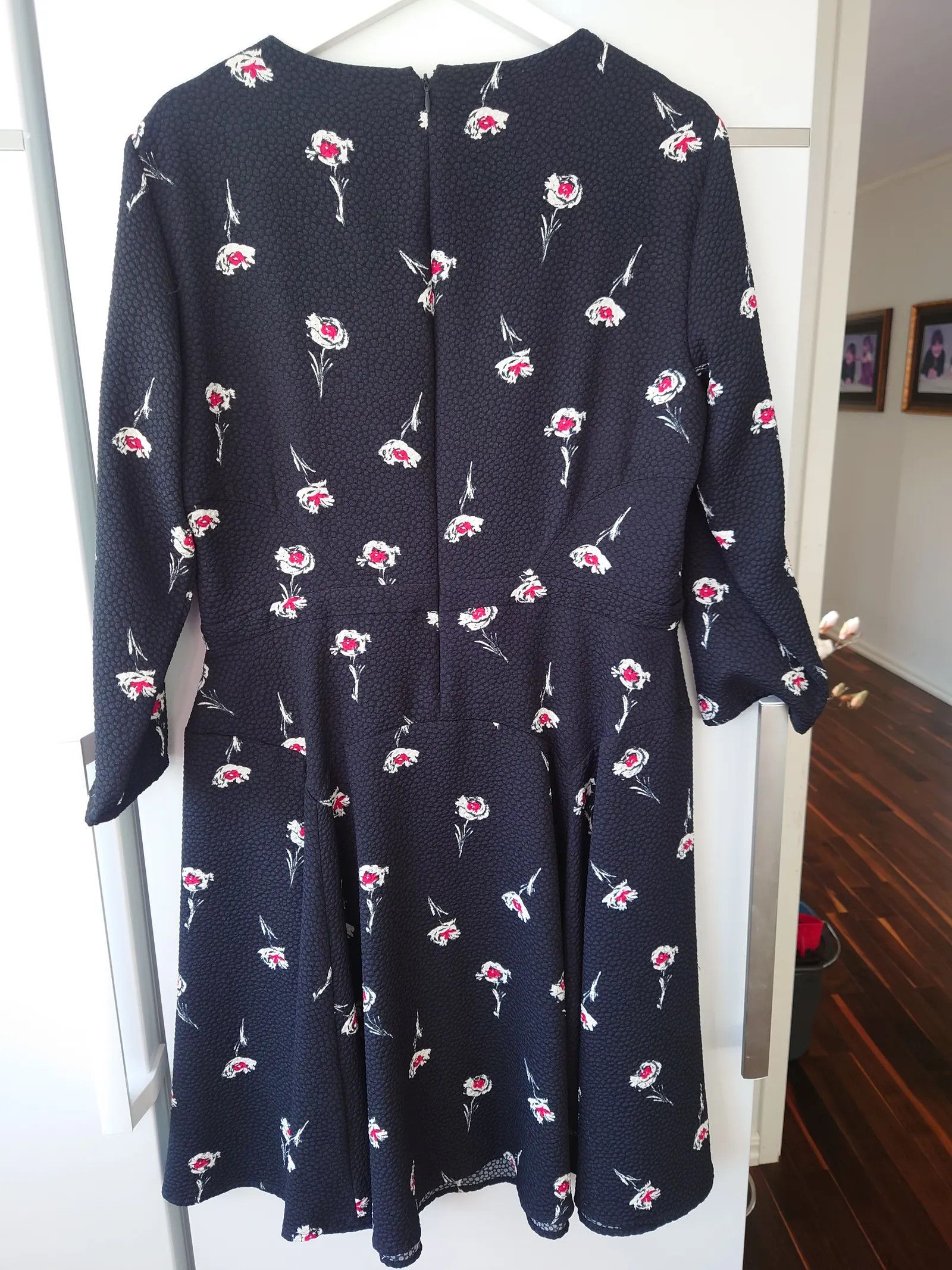 Armani Armani undefined Dress Size XL / US 12-14 / IT 48-50 - 5 Thumbnail