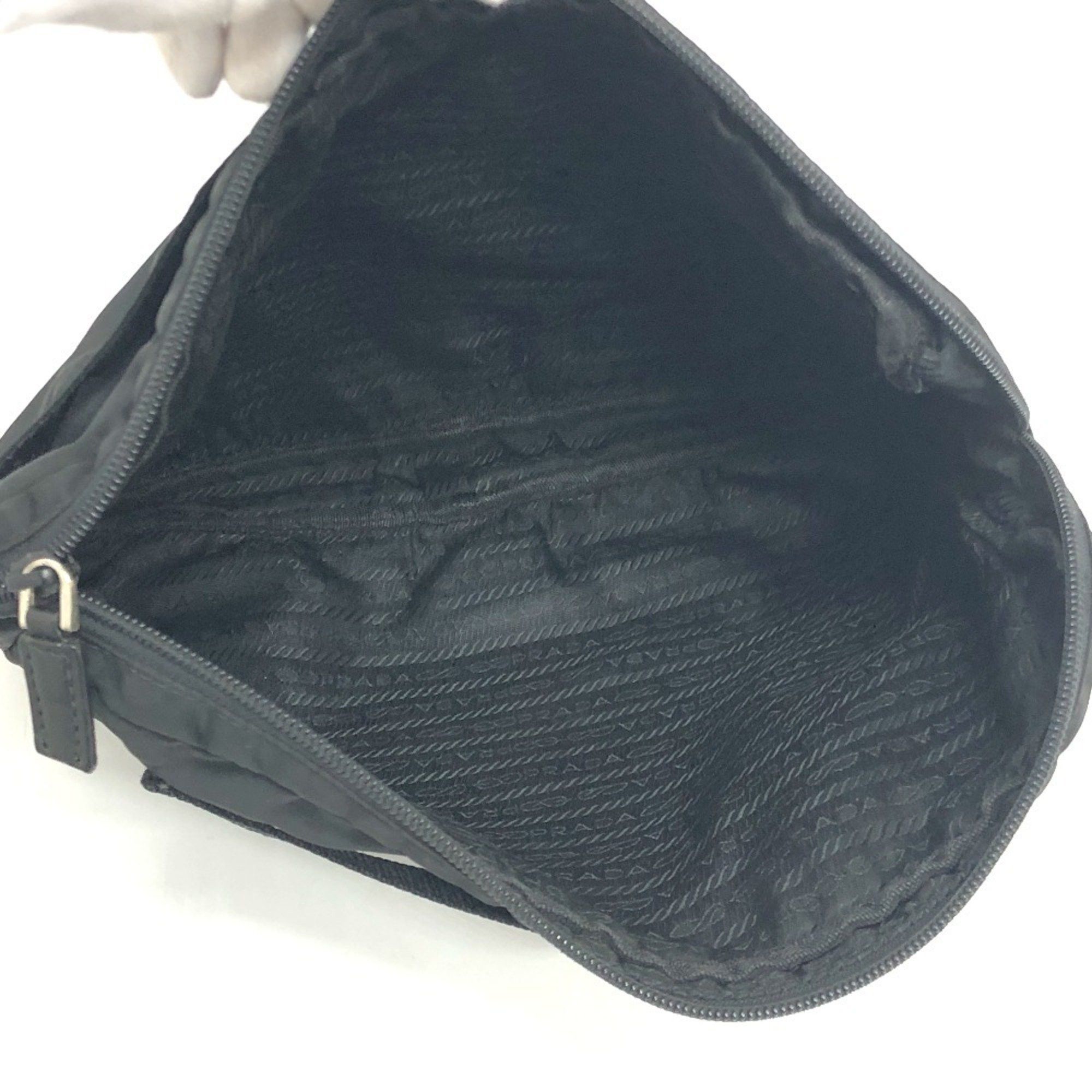 Prada Prada Triangle Logo clutch Size ONE SIZE - 11 Thumbnail