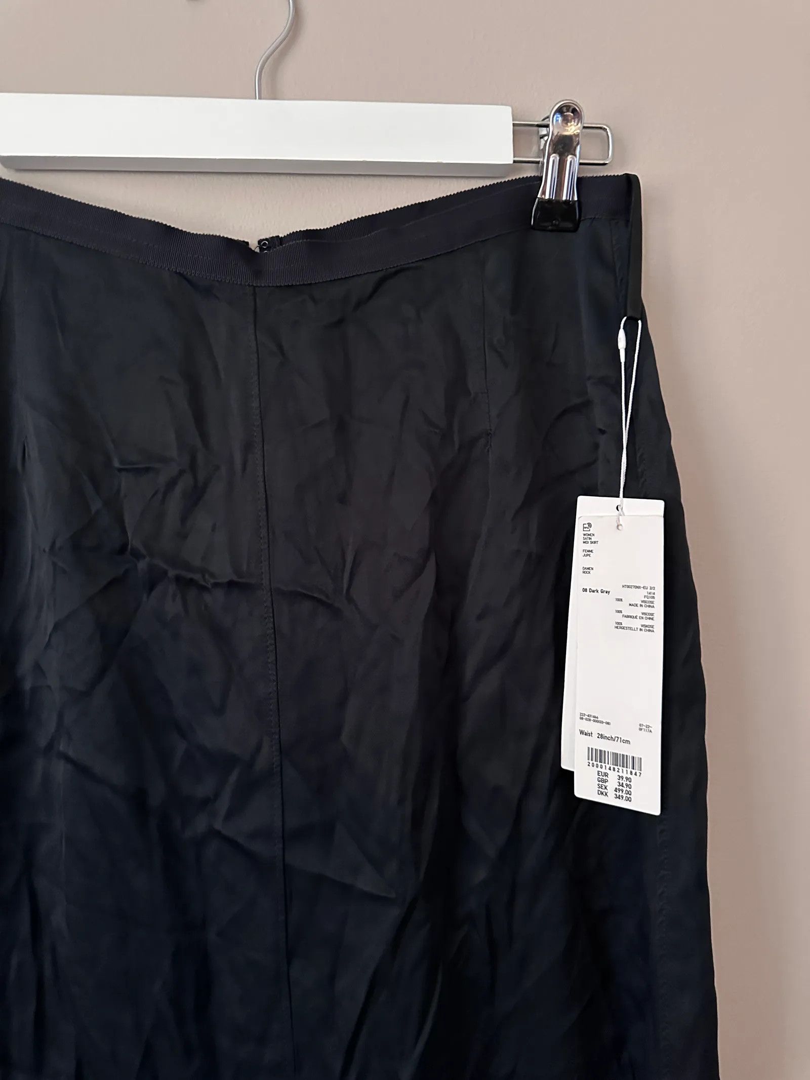 Uniqlo Uniqlo Skirt Size 28" / US 6 / IT 42 - 2 Thumbnail