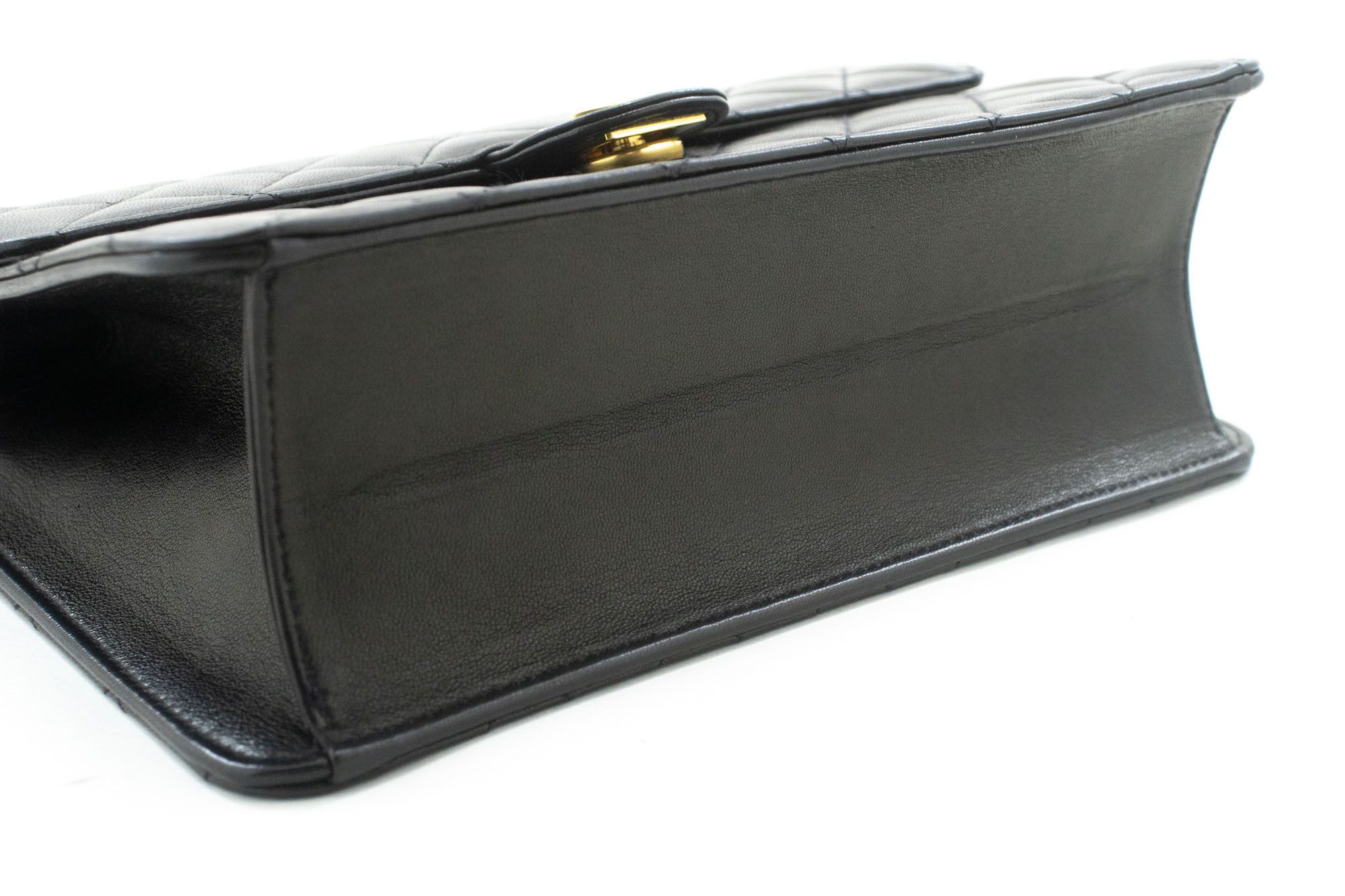 Chanel Black Leather Shoulder Bag (Pre-Owned) Size ONE SIZE - 12 Thumbnail