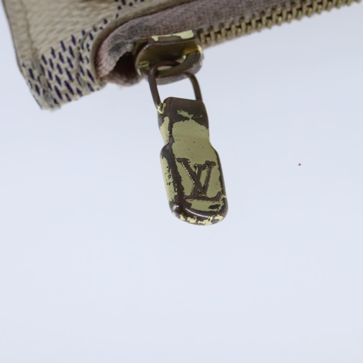 Louis Vuitton Neverfull Pouch White Canvas Clutch Bag (Pre-Owned) Size ONE SIZE - 9 Thumbnail