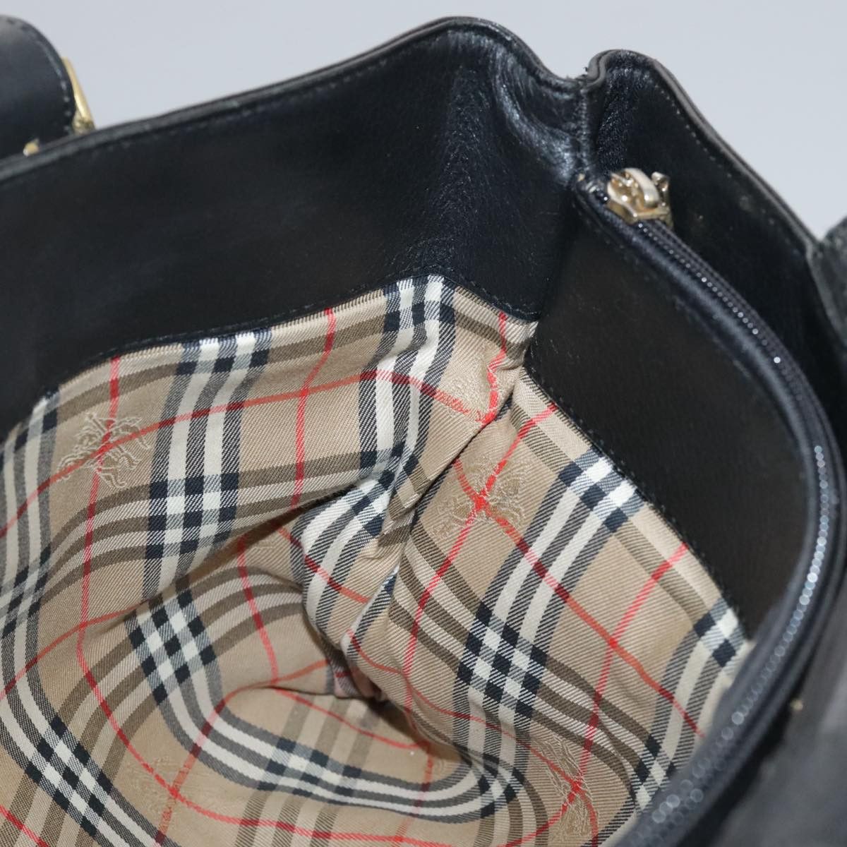 Burberry Black Leather Handbag (Pre-Owned) Size ONE SIZE - 17 Thumbnail