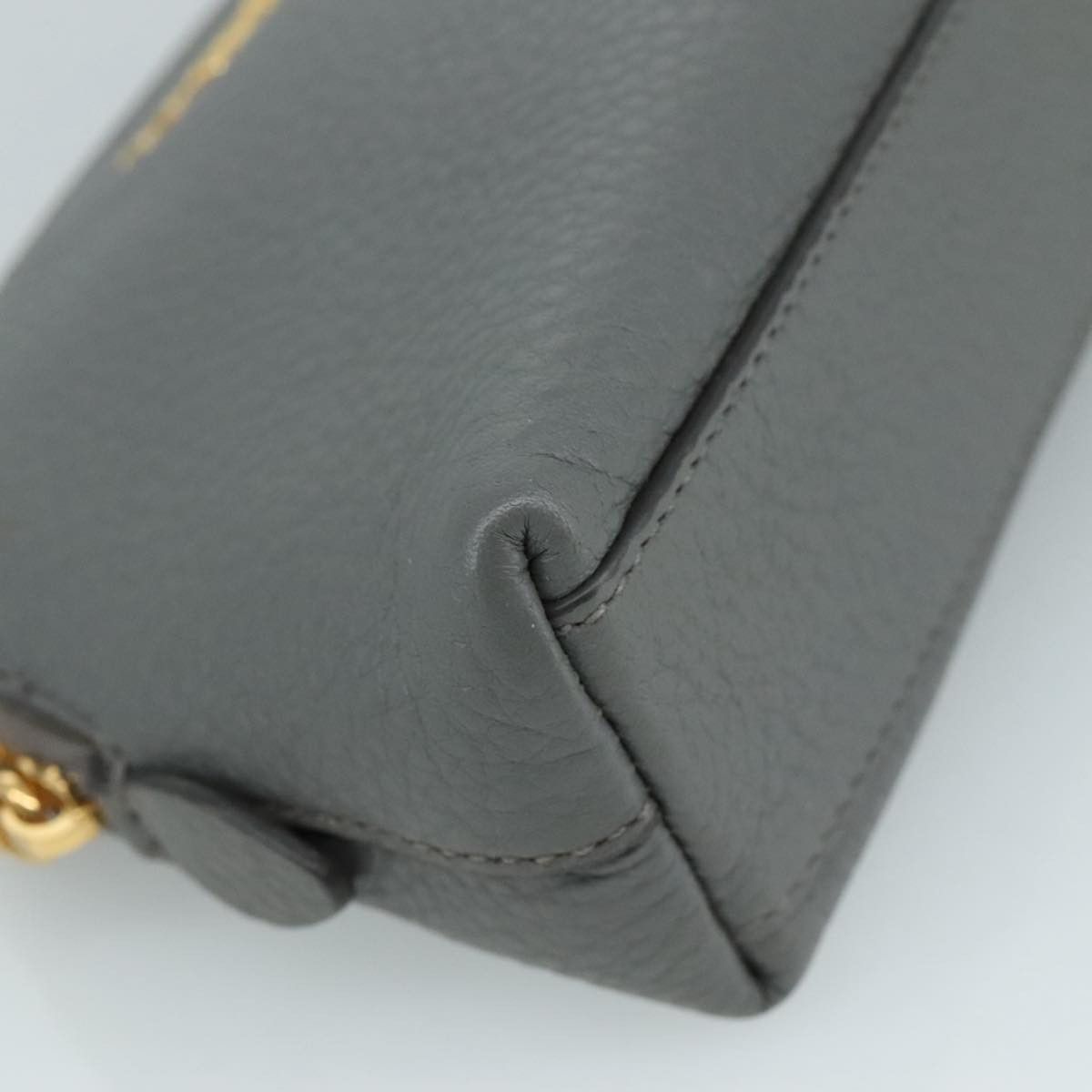 Prada Cosmetic Pouch Grey Leather Clutch Bag (Pre-Owned) Size ONE SIZE - 6 Thumbnail