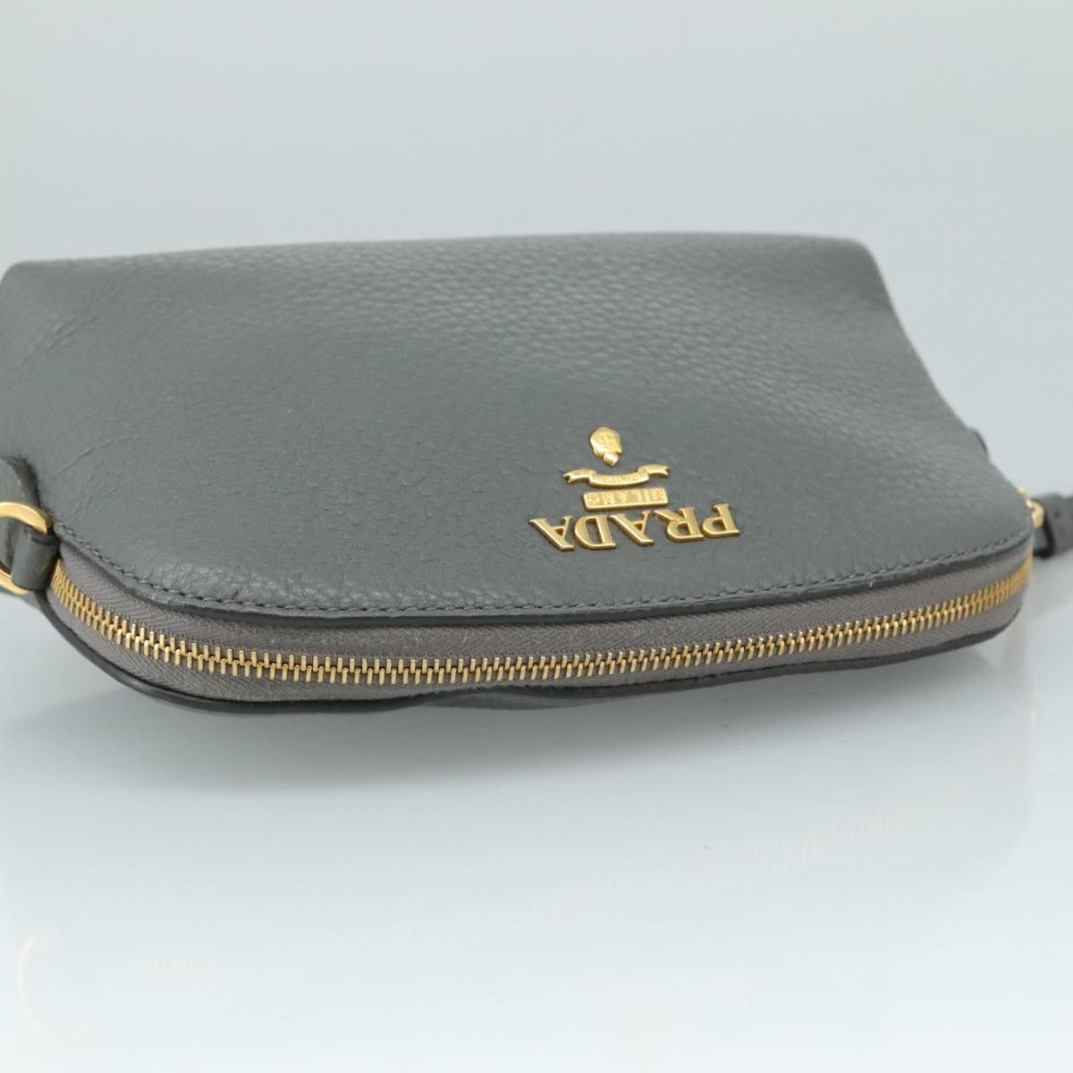 Prada Cosmetic Pouch Grey Leather Clutch Bag (Pre-Owned) Size ONE SIZE - 14 Thumbnail