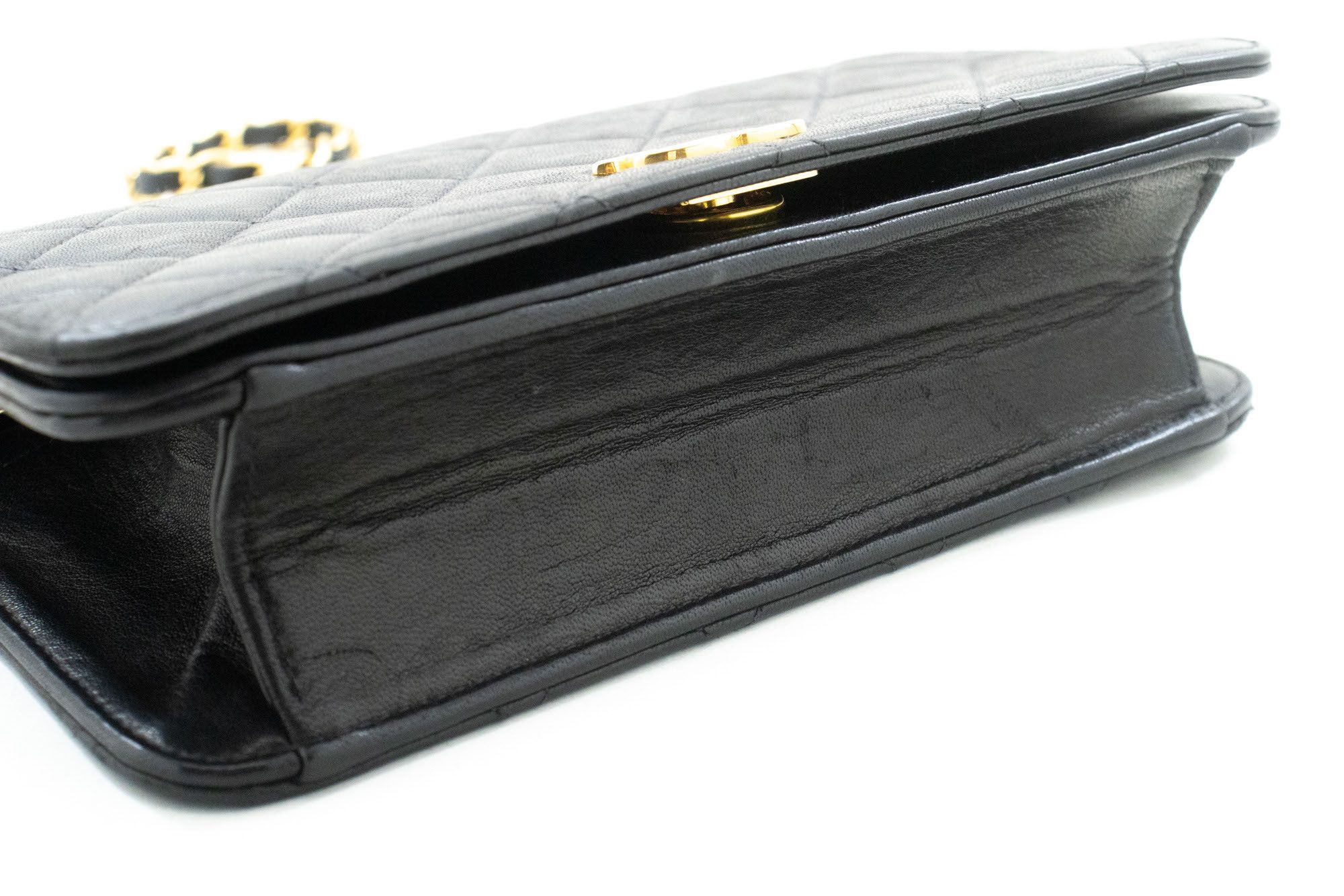 Chanel Black Leather Shoulder Bag (Pre-Owned) Size ONE SIZE - 12 Thumbnail