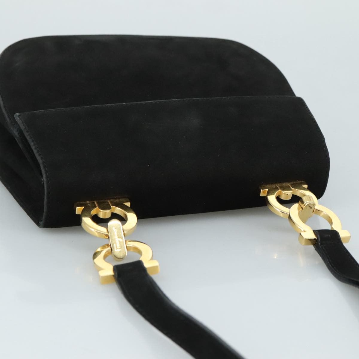 Salvatore Ferragamo Gancini Black Suede Shoulder Bag (Pre-Owned) Size ONE SIZE - 17 Thumbnail