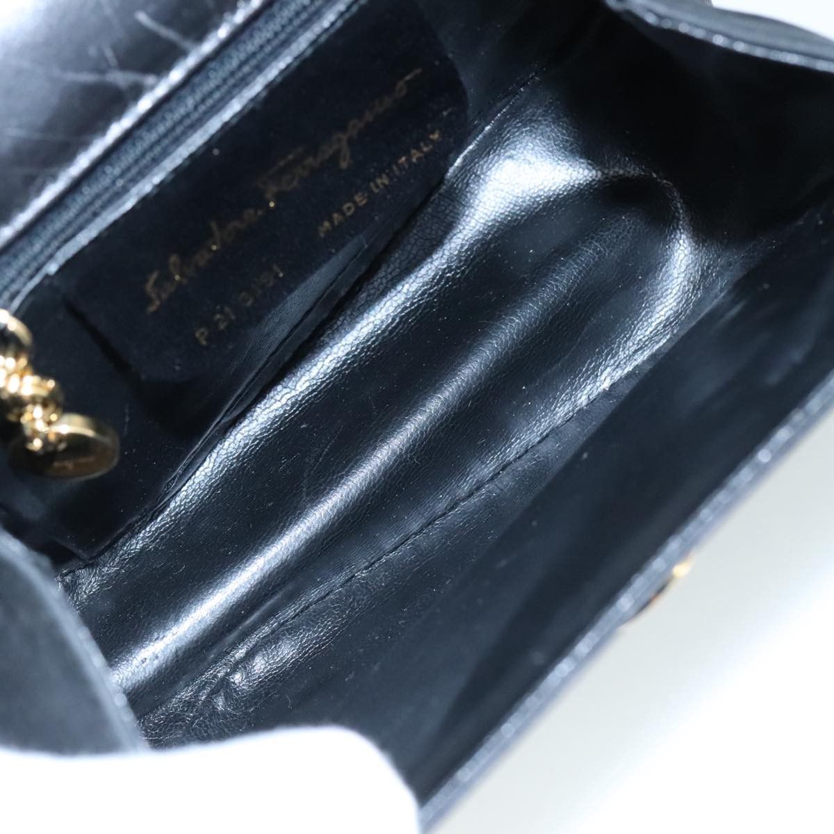 Salvatore Ferragamo Gancini Black Suede Shoulder Bag (Pre-Owned) Size ONE SIZE - 13 Thumbnail