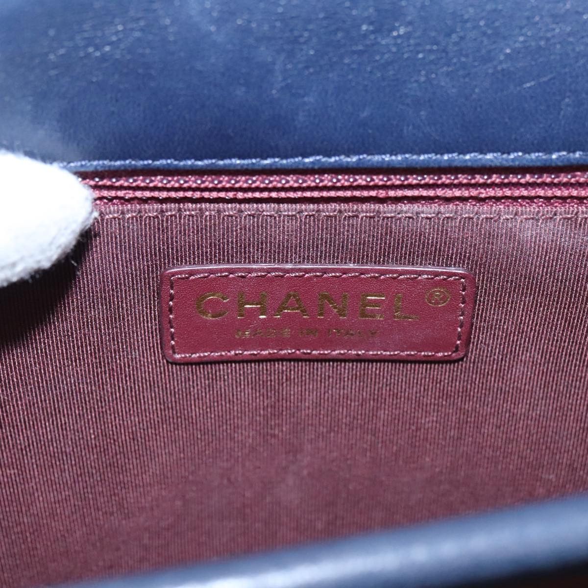 Chanel Quilted Navy Leather Shoulder Bag (Pre-Owned) Size ONE SIZE - 14 Thumbnail