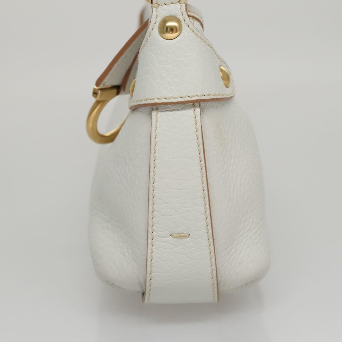 Salvatore Ferragamo White Leather Shoulder Bag (Pre-Owned) Size ONE SIZE - 4 Thumbnail
