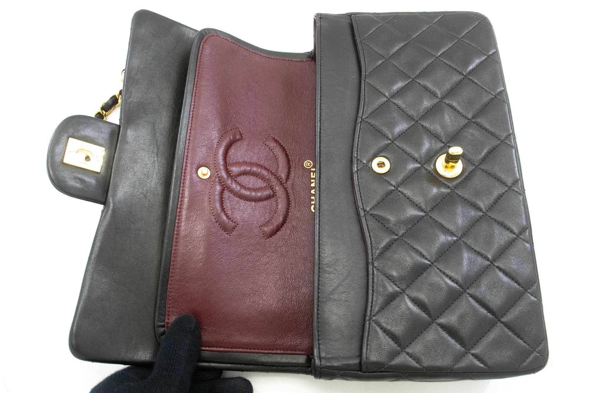 Chanel Black Leather Shoulder Bag (Pre-Owned) Size ONE SIZE - 10 Thumbnail
