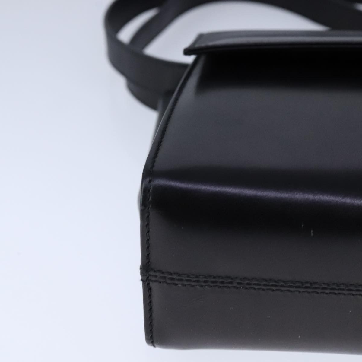 Salvatore Ferragamo Gancini Black Leather Shoulder Bag (Pre-Owned) Size ONE SIZE - 7 Thumbnail