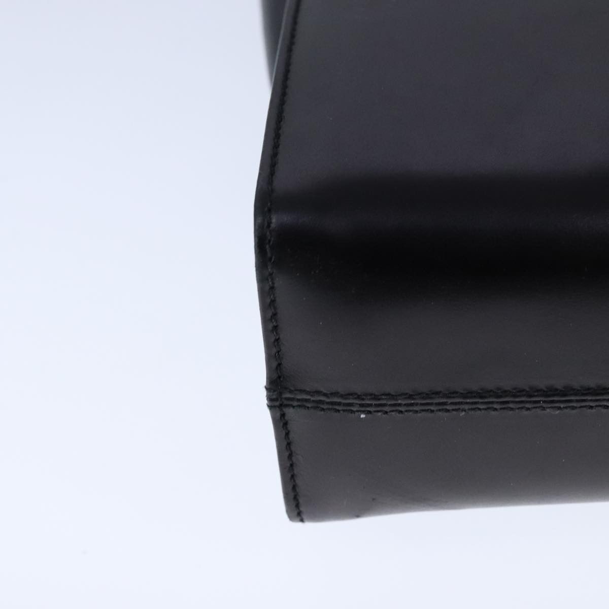Salvatore Ferragamo Gancini Black Leather Shoulder Bag (Pre-Owned) Size ONE SIZE - 8 Thumbnail