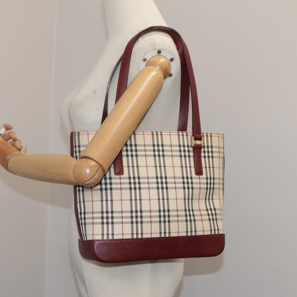 Burberry Nova Check Beige Canvas Shoulder Bag (Pre-Owned) Size ONE SIZE - 16 Thumbnail
