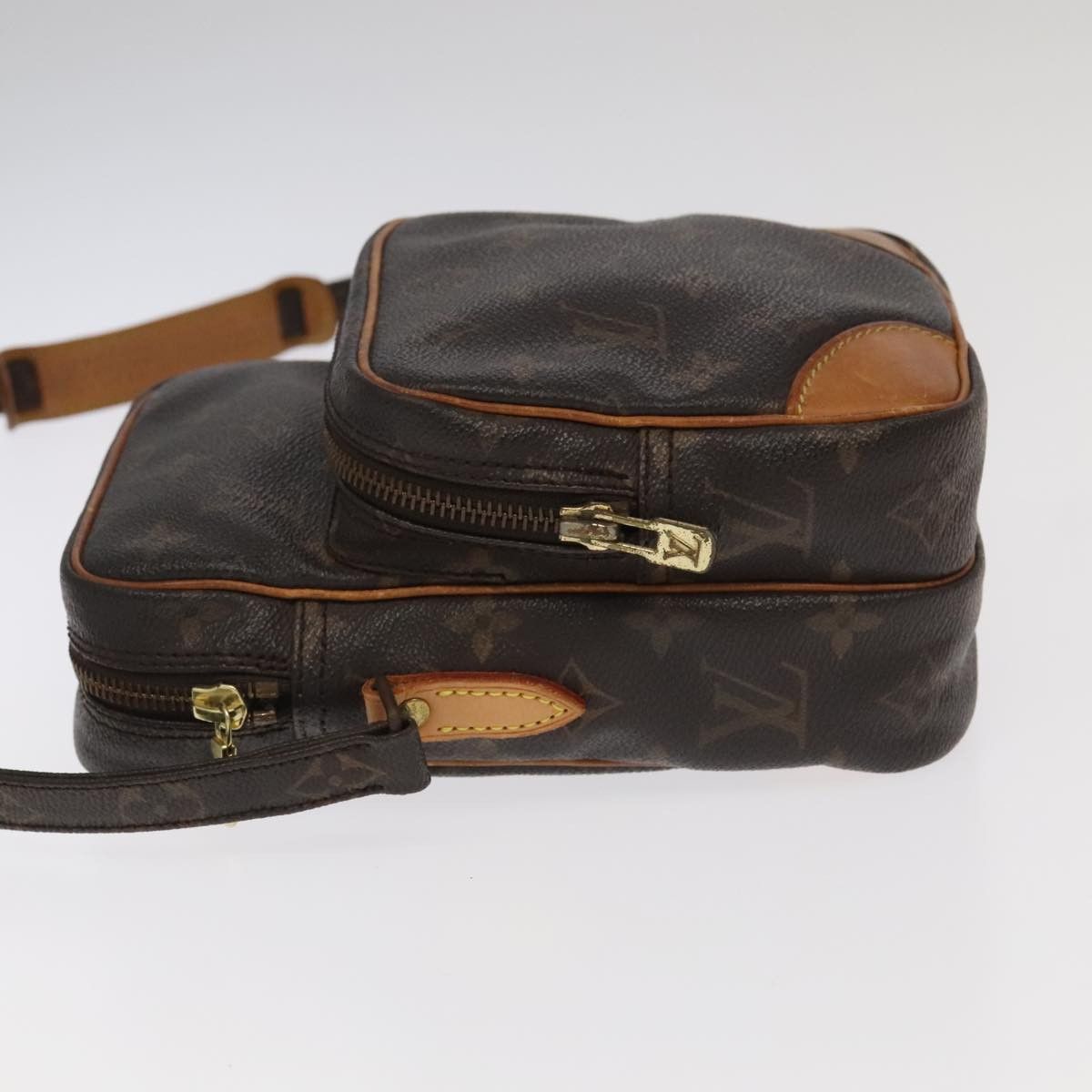 Louis Vuitton Amazon Brown Canvas Clutch Bag (Pre-Owned) Size ONE SIZE - 4 Thumbnail
