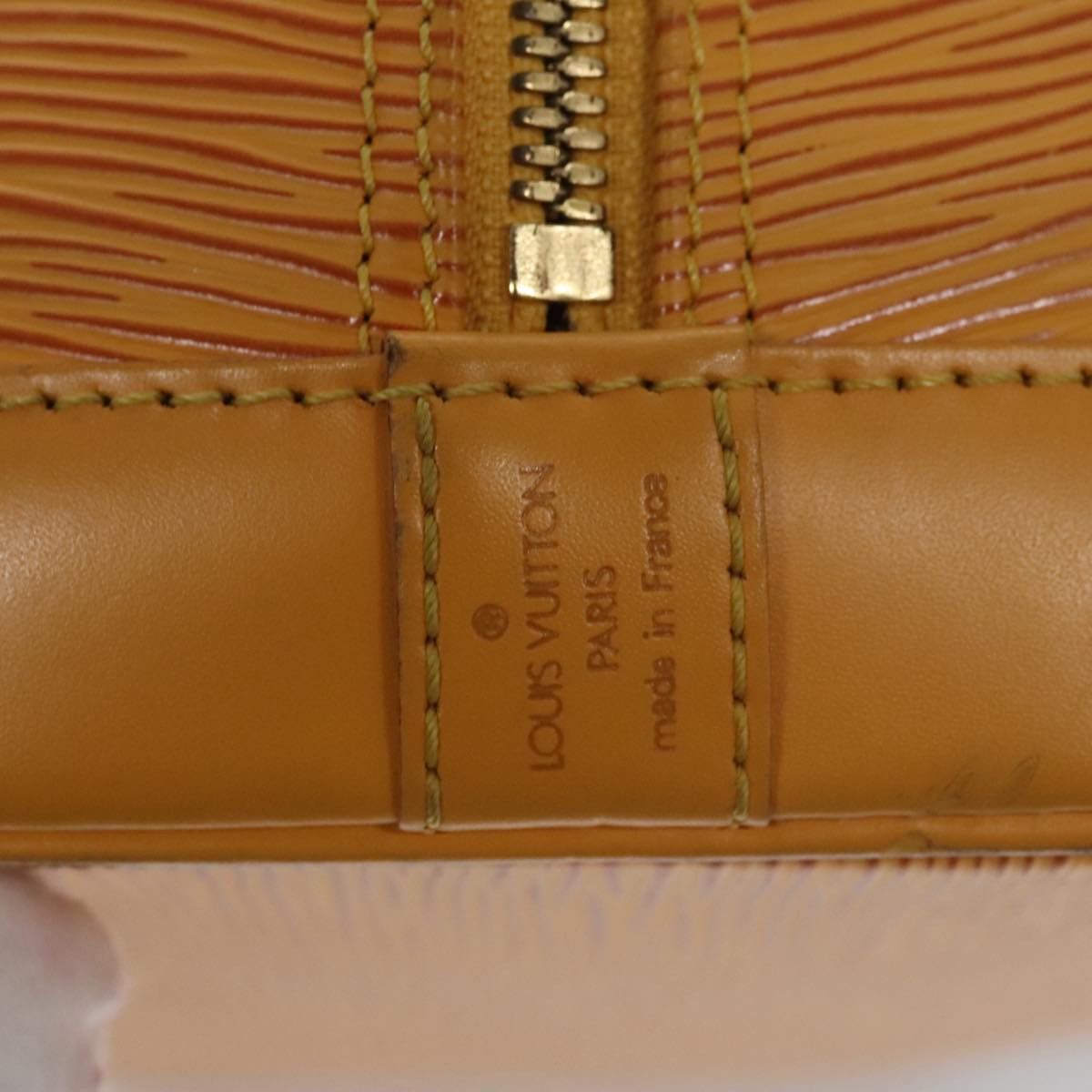 Louis Vuitton Alma Camel Leather Handbag (Pre-Owned) Size ONE SIZE - 19 Thumbnail