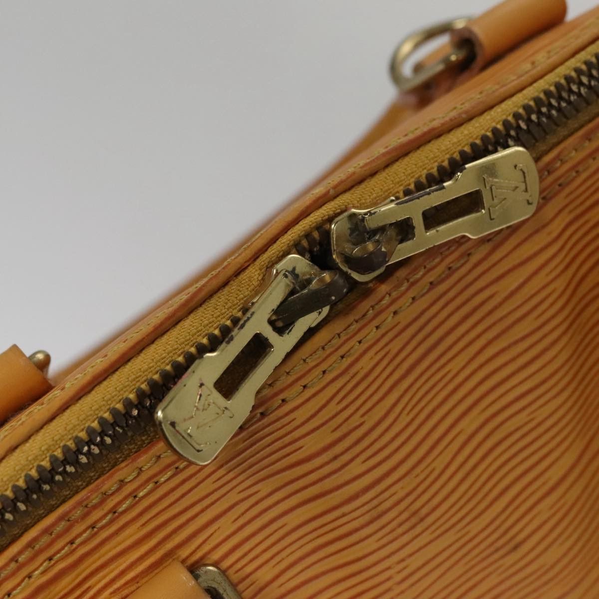 Louis Vuitton Alma Camel Leather Handbag (Pre-Owned) Size ONE SIZE - 15 Thumbnail
