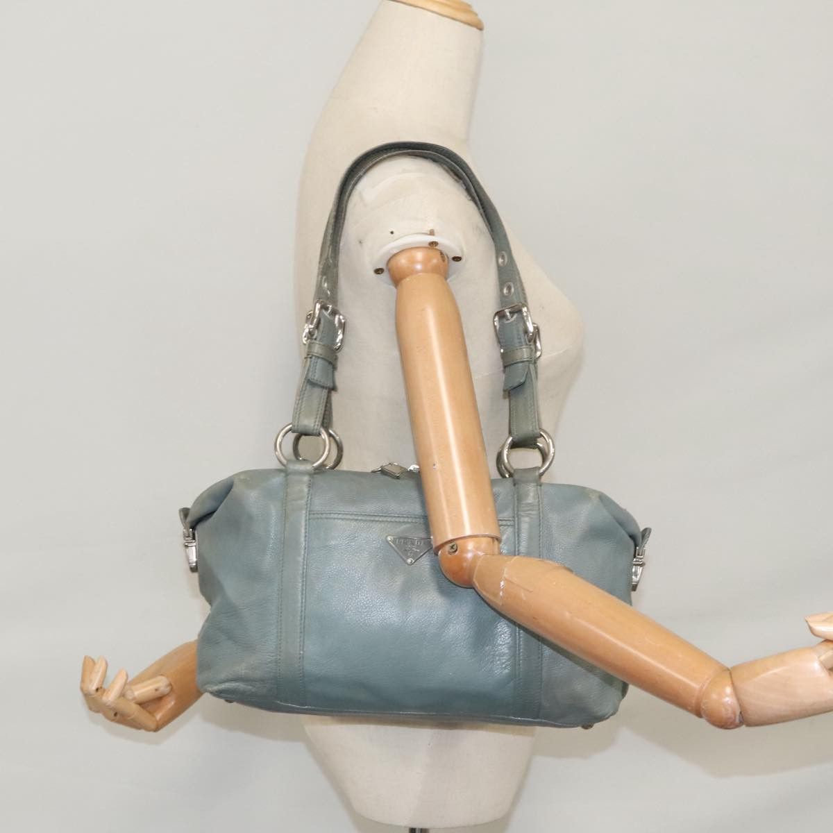 Prada Grey Leather Shoulder Bag (Pre-Owned) Size ONE SIZE - 16 Thumbnail