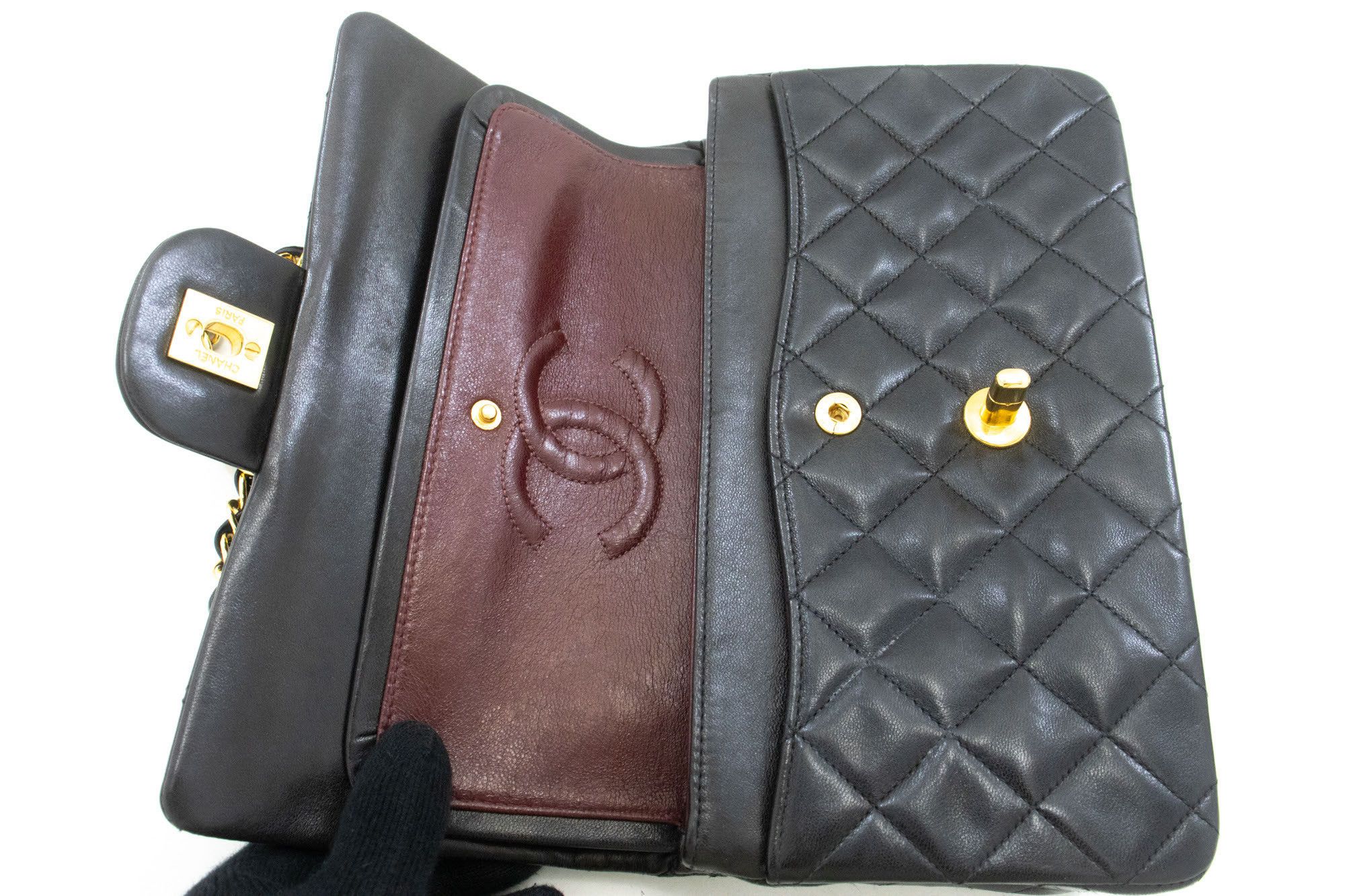 Chanel Black Leather Shoulder Bag (Pre-Owned) Size ONE SIZE - 10 Thumbnail