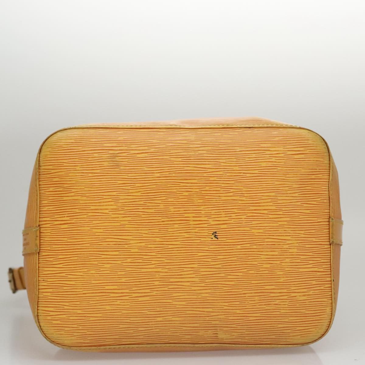 Louis Vuitton Noé Pm Camel Leather Shoulder Bag (Pre-Owned) Size ONE SIZE - 17 Thumbnail