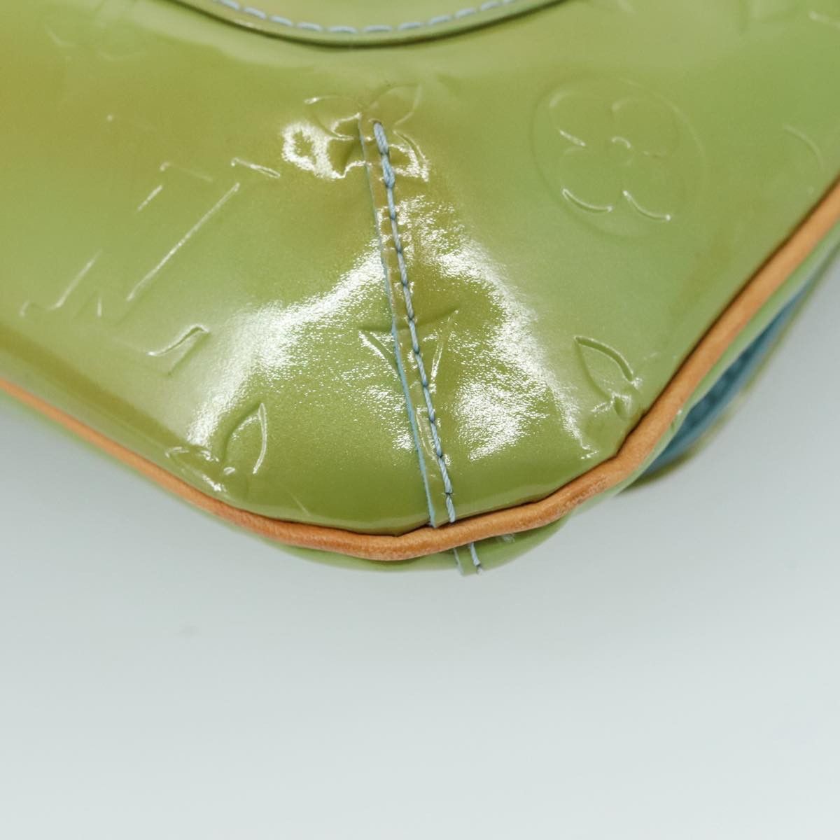 Louis Vuitton Thompson Street Green Patent Leather Shoulder Bag Size ONE SIZE - 9 Thumbnail