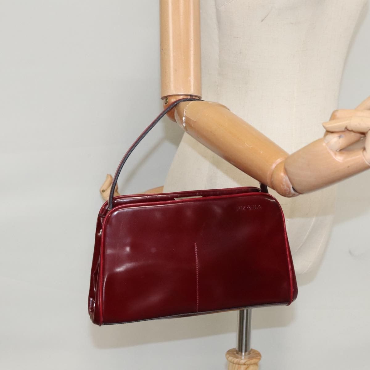 Prada Burgundy Patent Leather Handbag (Pre-Owned) Size ONE SIZE - 16 Thumbnail