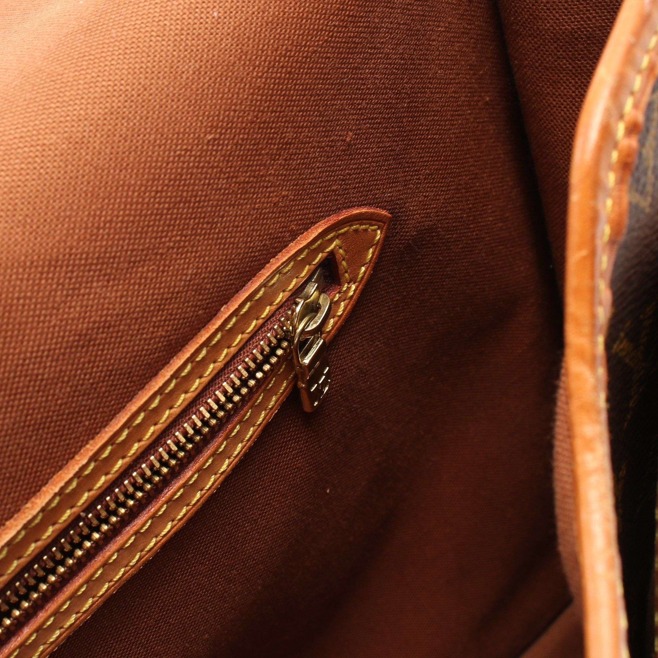 Louis Vuitton Louis Vuitton Gibeciere Gm Monogram Shoulder Bag Leather Brown Size ONE SIZE - 12 Thumbnail