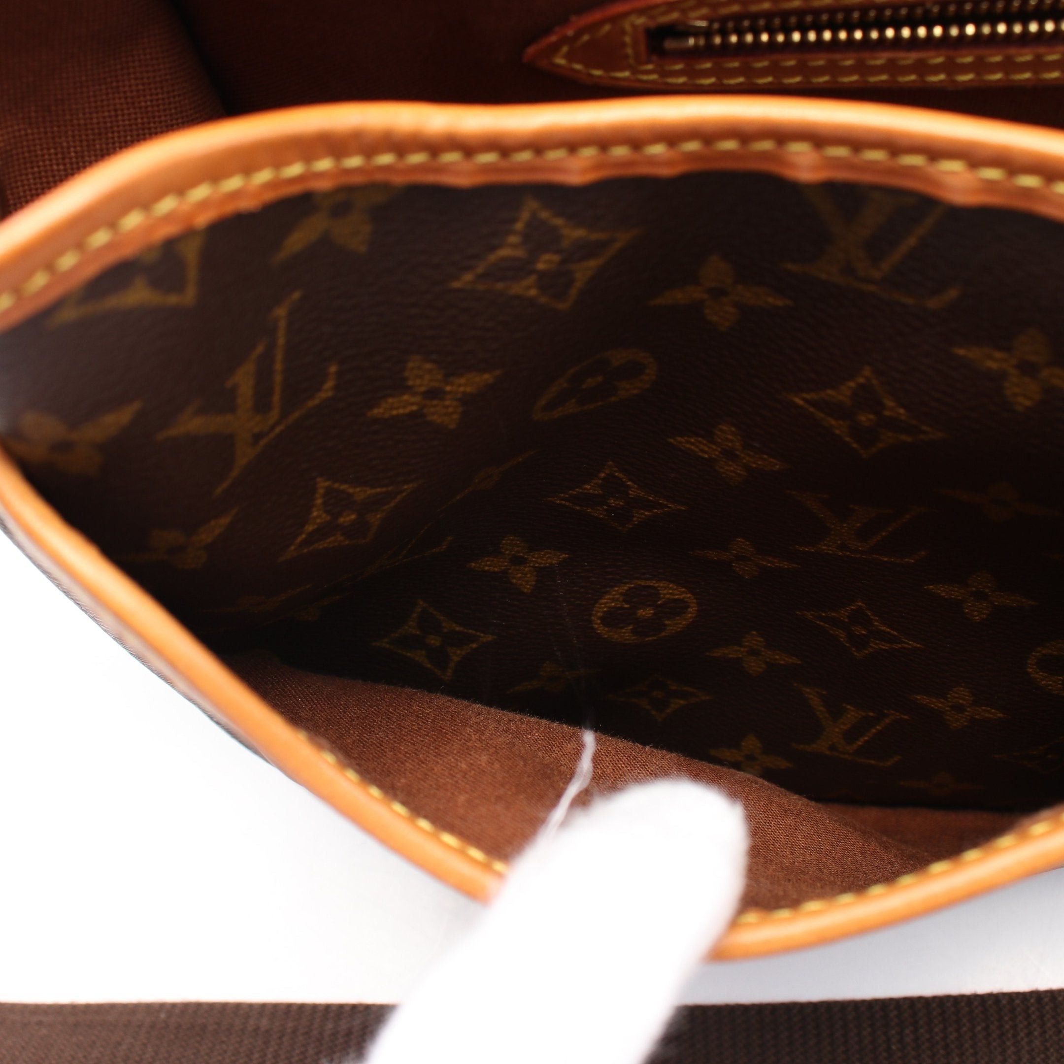 Louis Vuitton Louis Vuitton Gibeciere Gm Monogram Shoulder Bag Leather Brown Size ONE SIZE - 10 Thumbnail